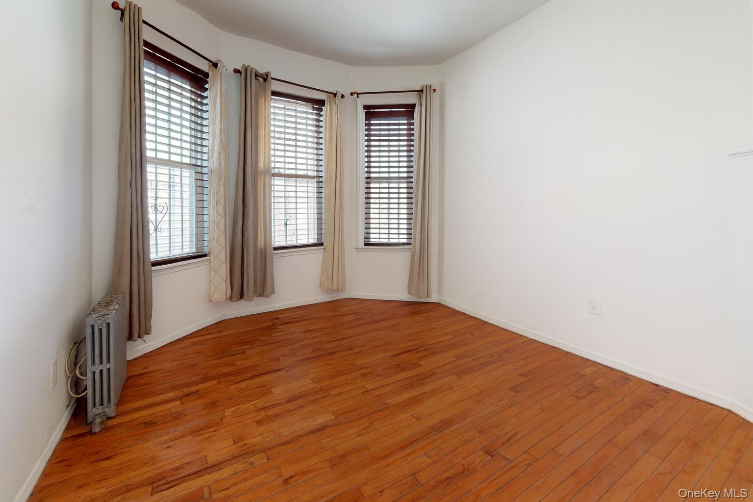 Single Family Lakewood  Queens, NY 11435, MLS-903119-7