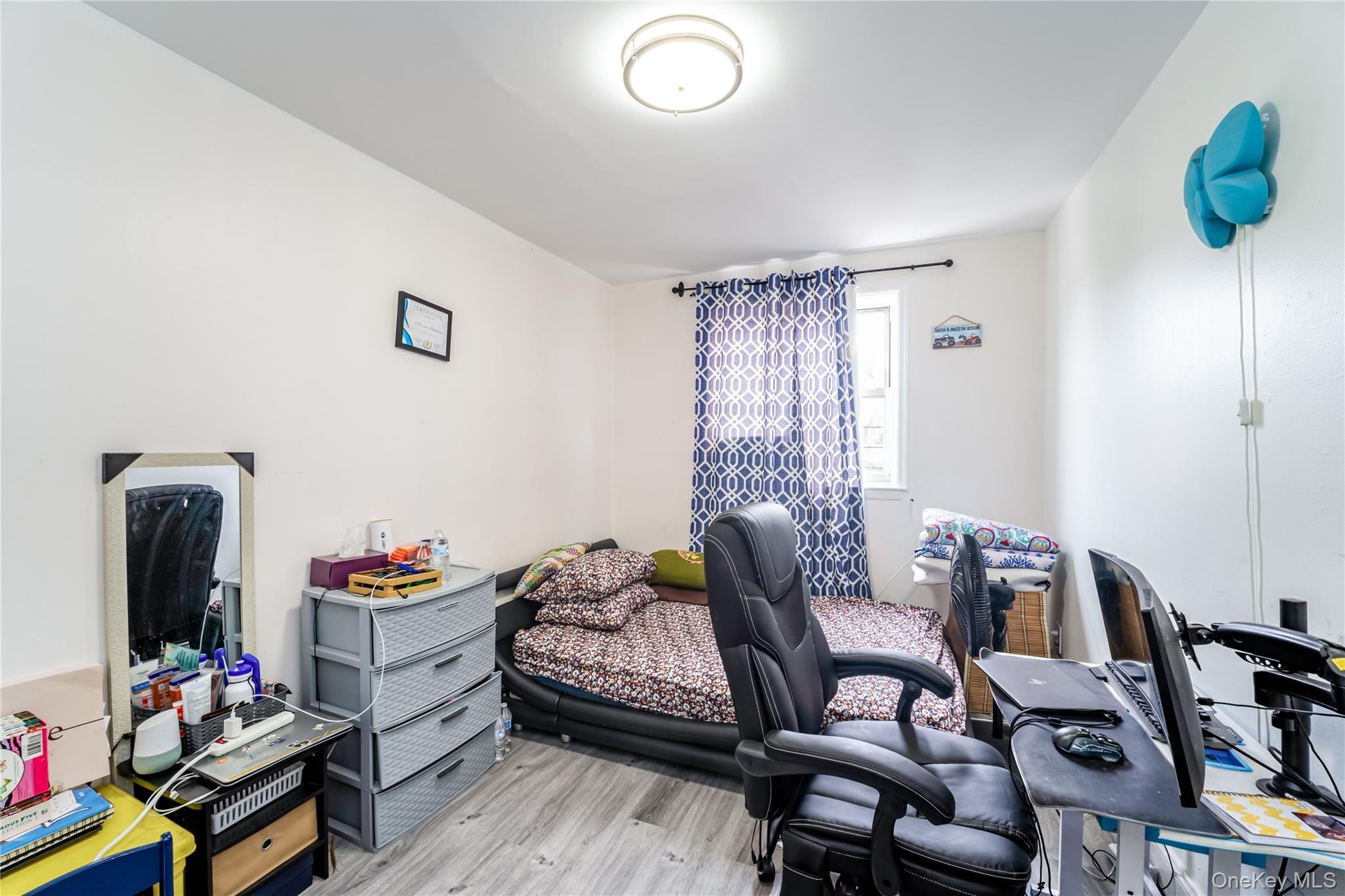 Single Family Pugsley  Bronx, NY 10472, MLS-903127-9