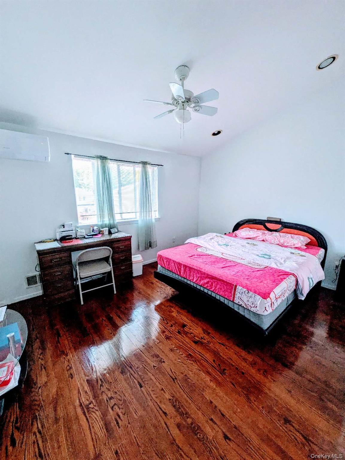 Single Family Mallard Staten Island, NY 10309, MLS-903155-5