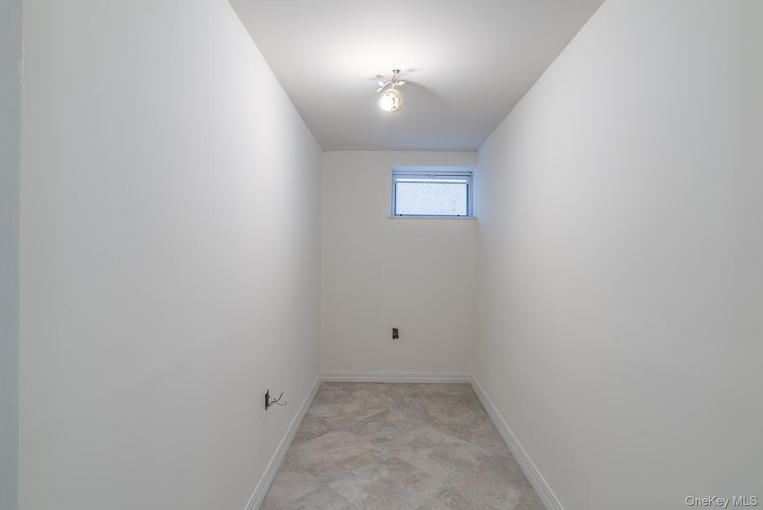 Single Family 11th Queens, NY 11357, MLS-903193-18