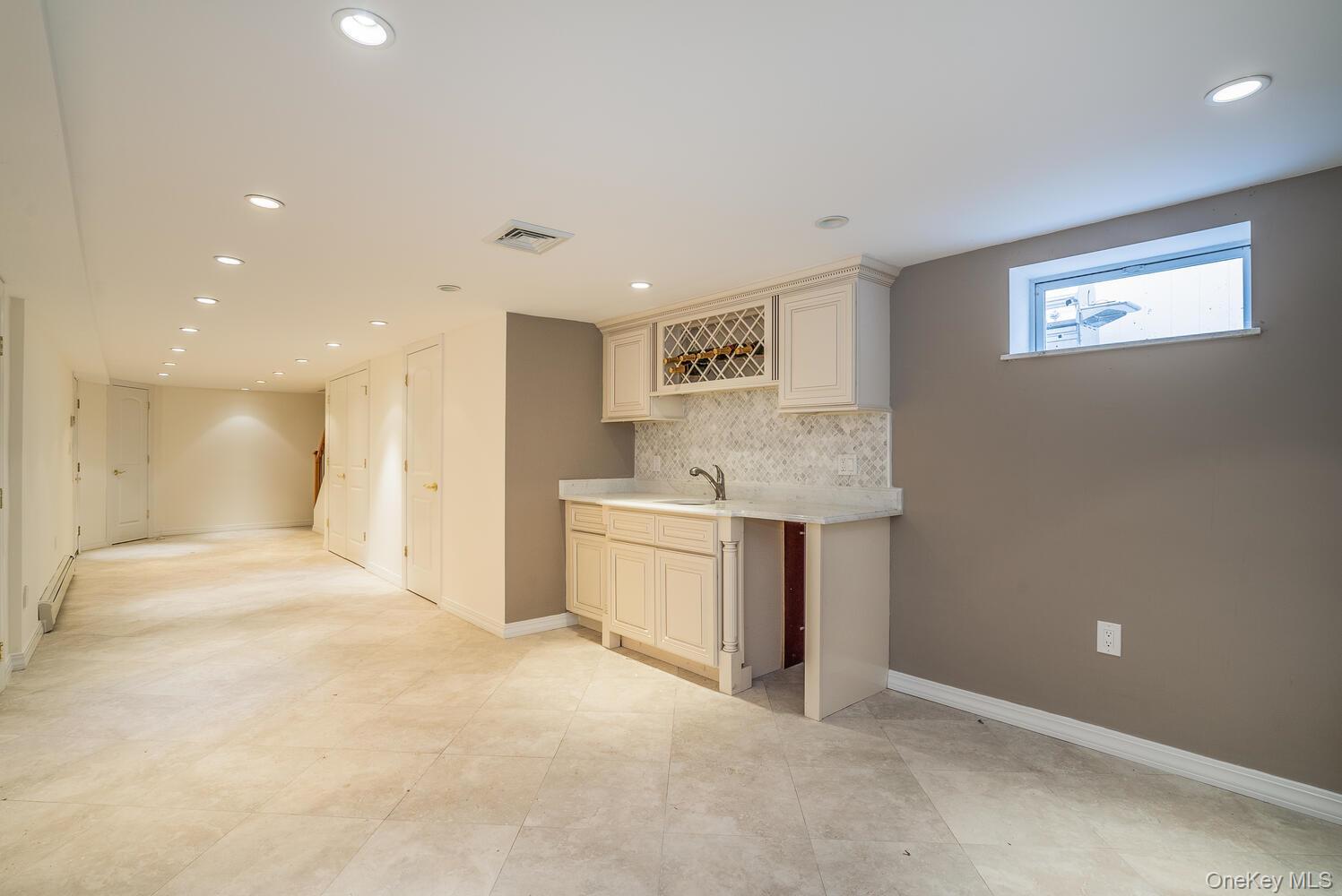 Single Family 11th Queens, NY 11357, MLS-903193-23