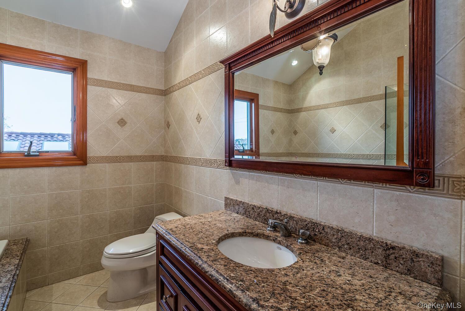 Single Family 11th Queens, NY 11357, MLS-903193-28