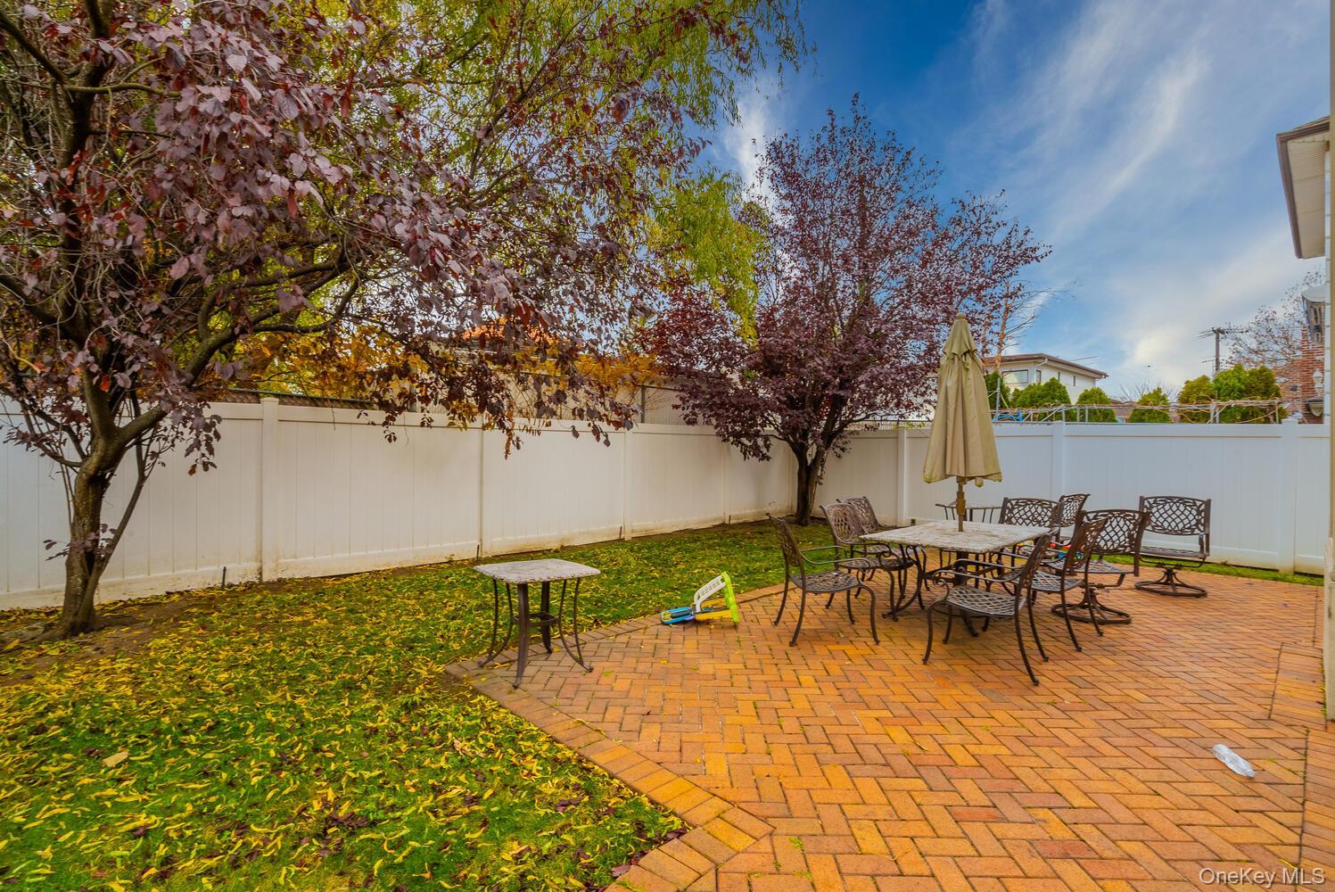 Single Family 11th Queens, NY 11357, MLS-903193-4