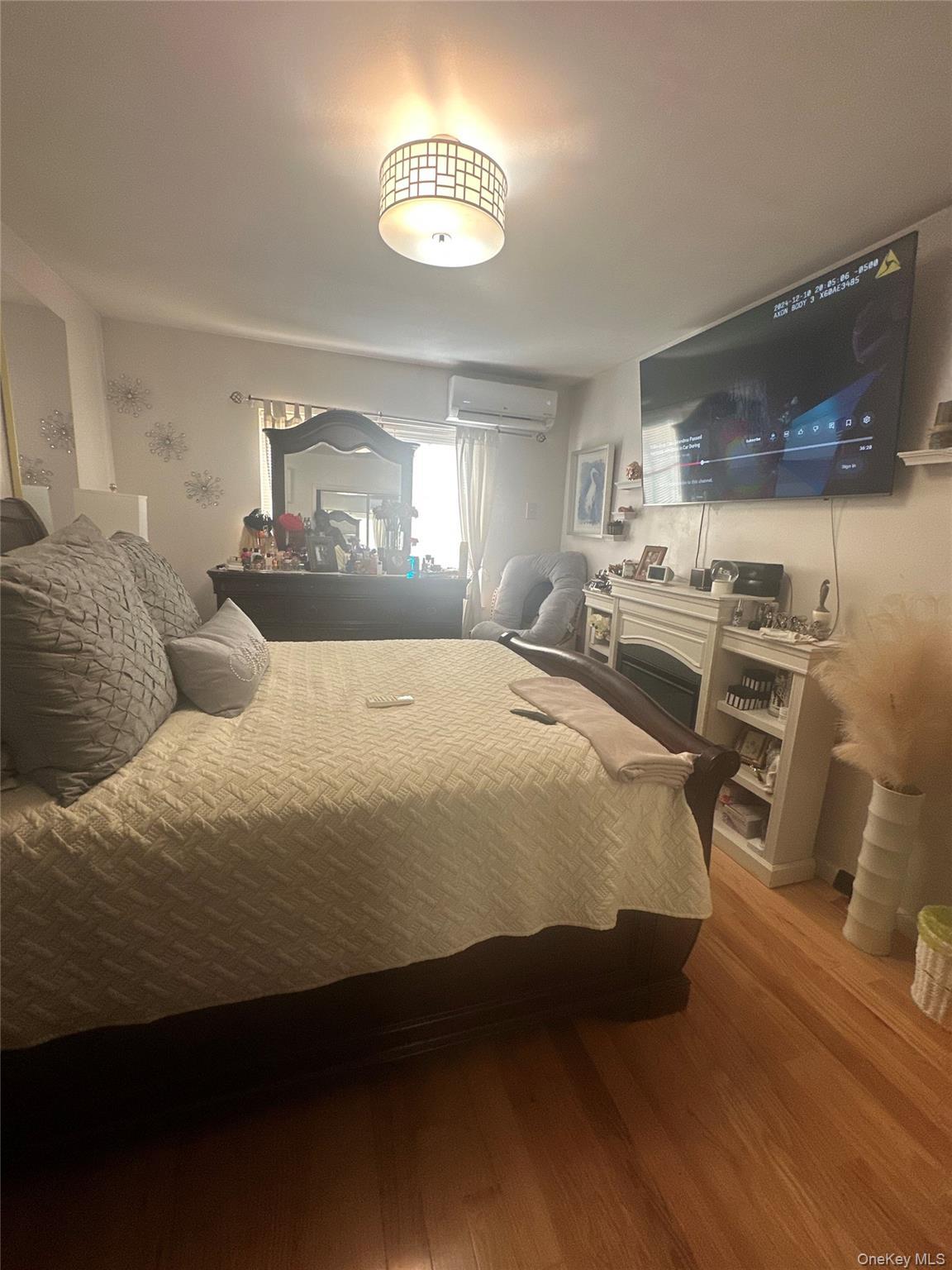 Single Family 203 Street Queens, NY 11412, MLS-903205-30