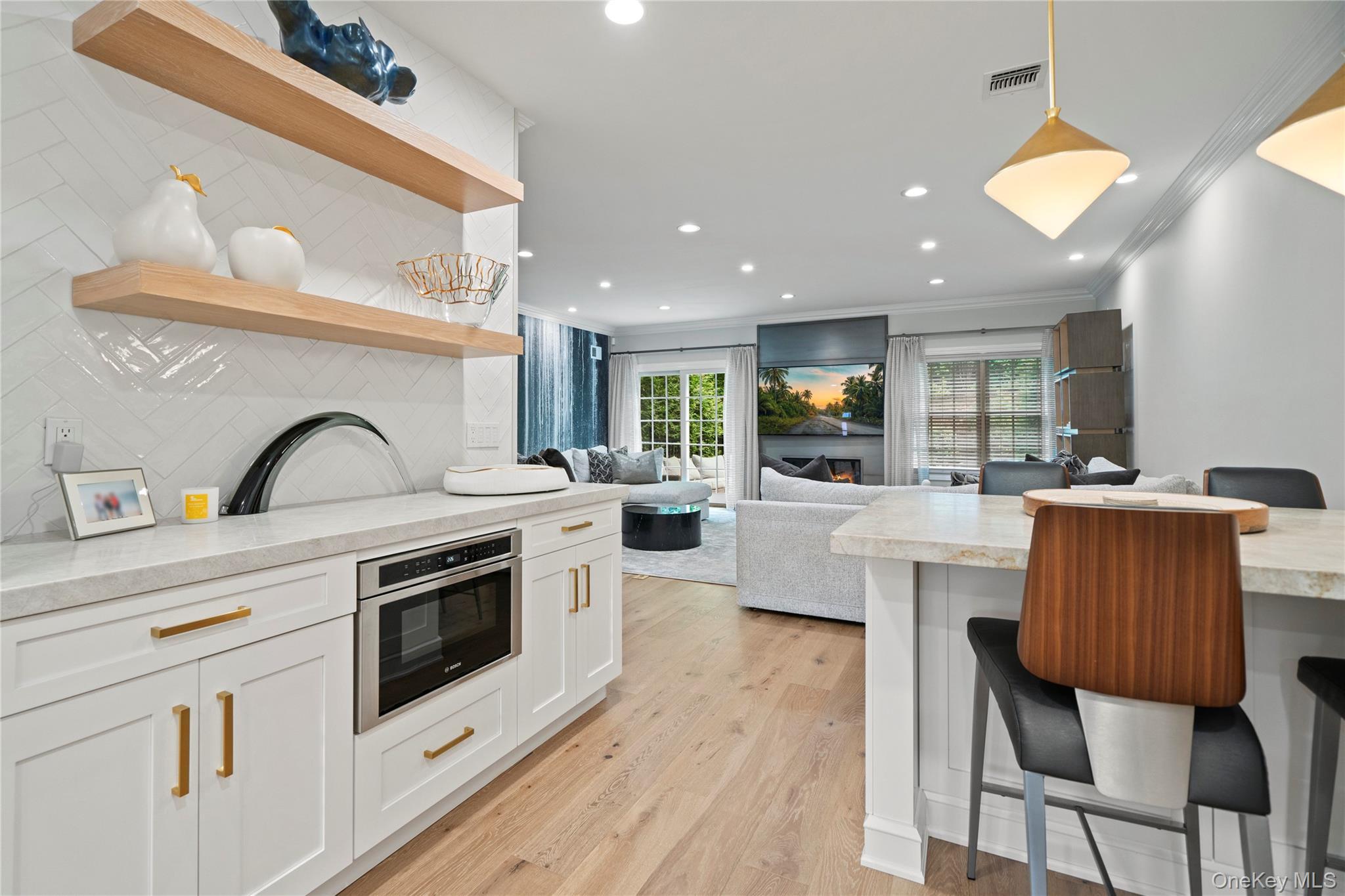 Condo The Preserve  Nassau County, NY 11797, MLS-903230-13