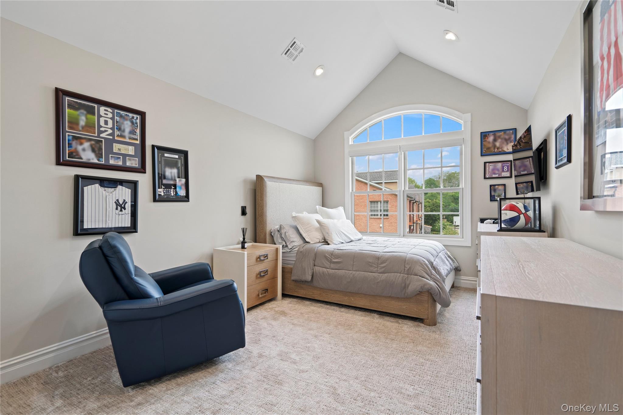 Condo The Preserve  Nassau County, NY 11797, MLS-903230-20