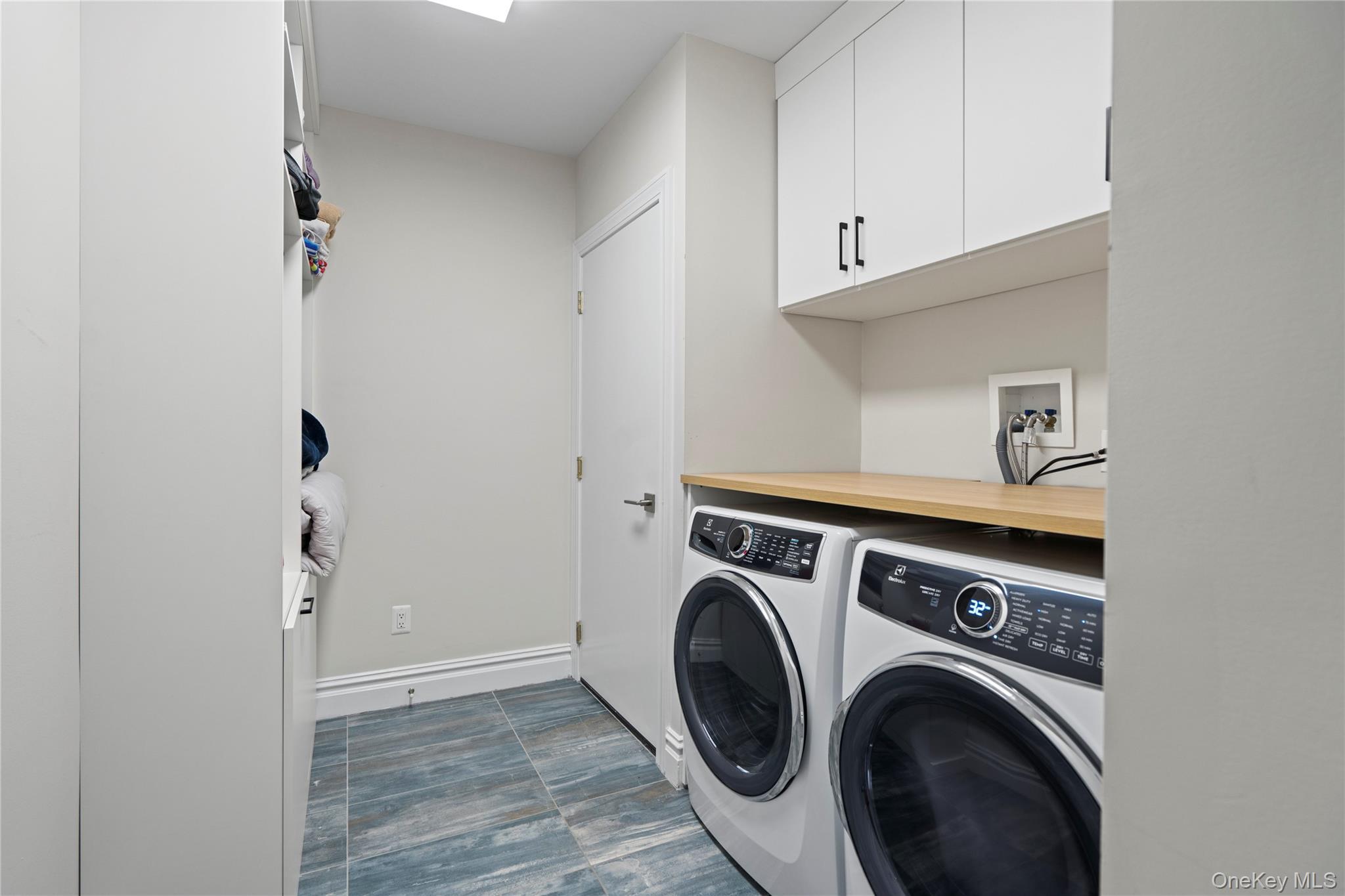 Condo The Preserve  Nassau County, NY 11797, MLS-903230-28