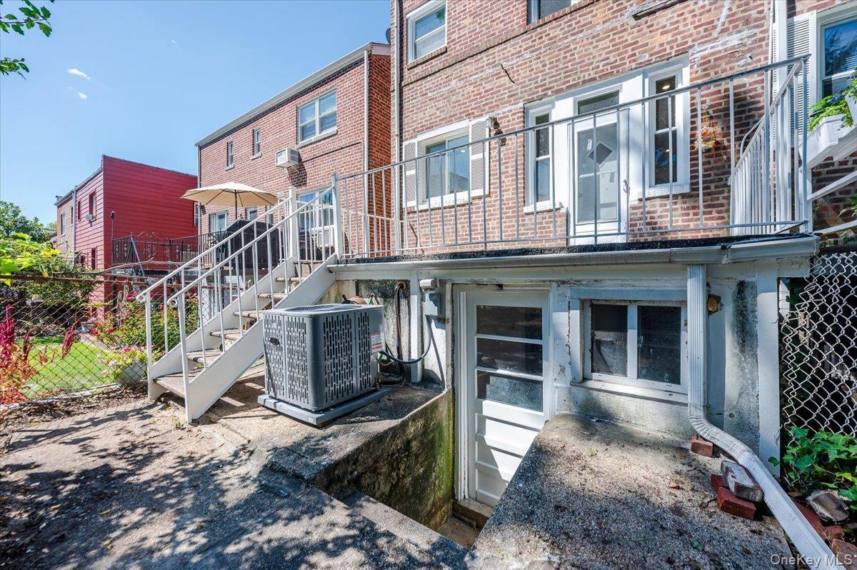 Single Family Morgan  Bronx, NY 10469, MLS-903233-25