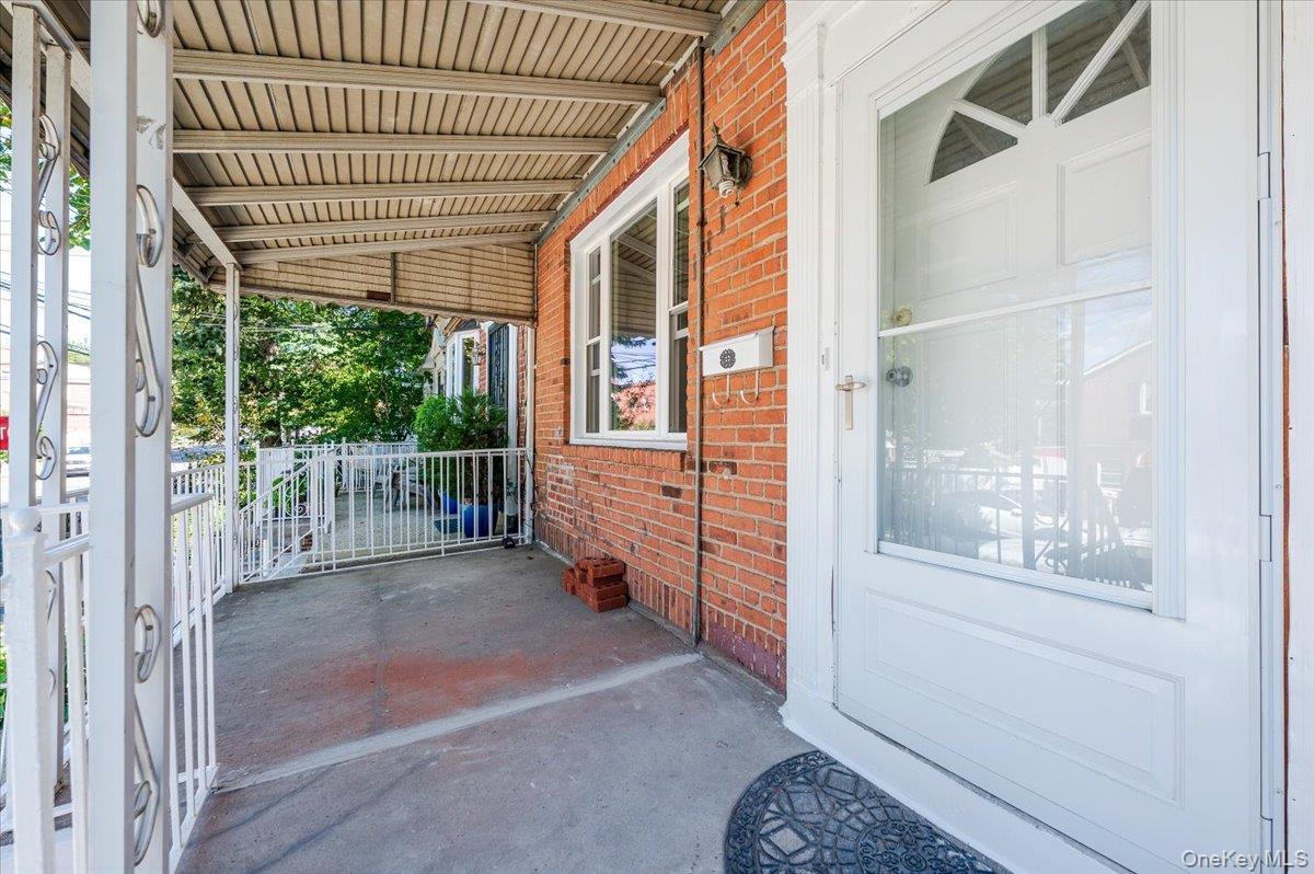Single Family Morgan  Bronx, NY 10469, MLS-903233-3