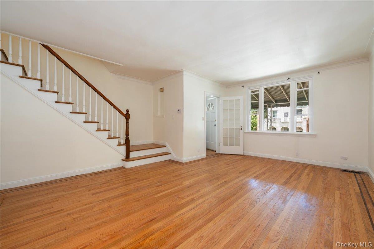Single Family Morgan  Bronx, NY 10469, MLS-903233-4