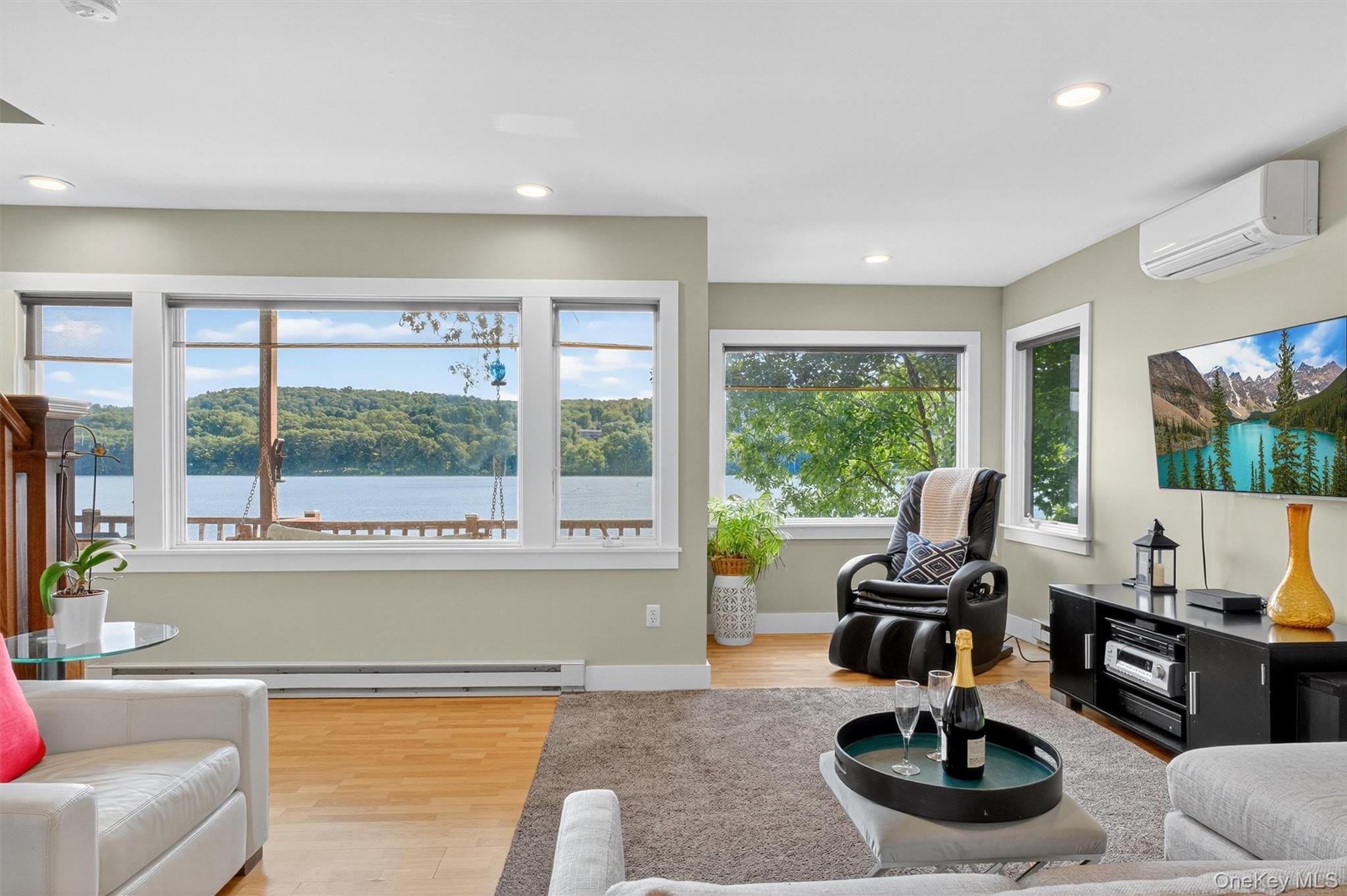 Single Family Lakeview Dr Dutchess County, NY 12531, MLS-903260-18