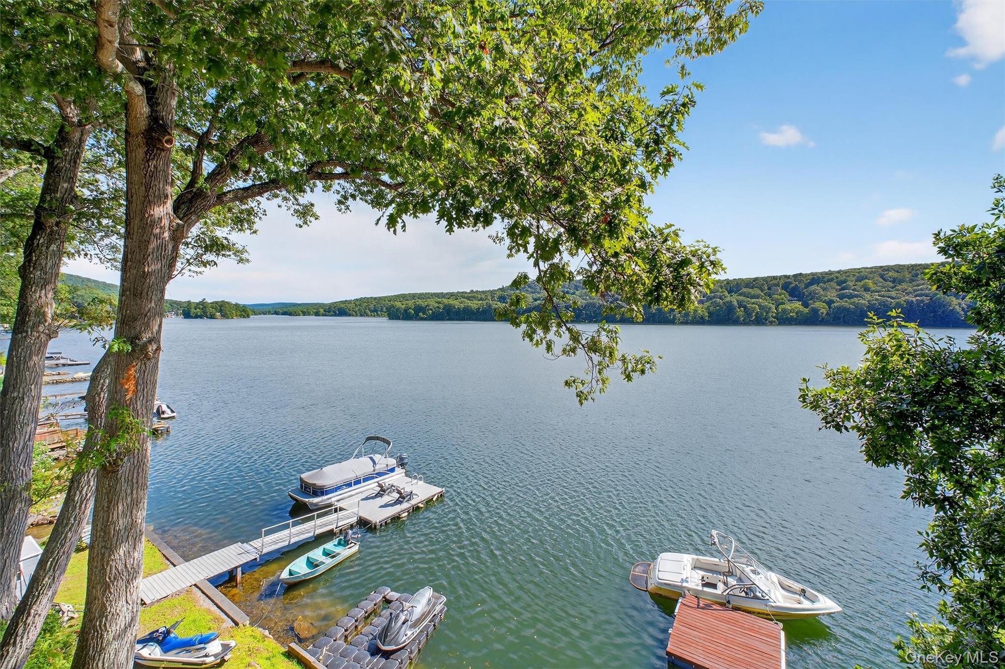 Single Family Lakeview Dr Dutchess County, NY 12531, MLS-903260-31