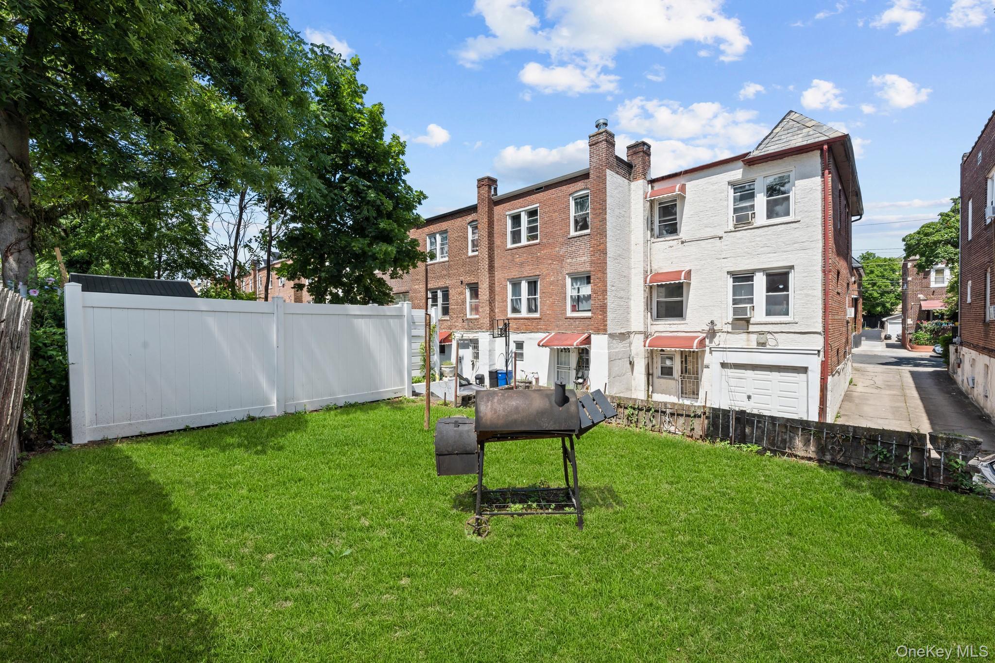 Single Family Wilson  Bronx, NY 10469, MLS-903267-16