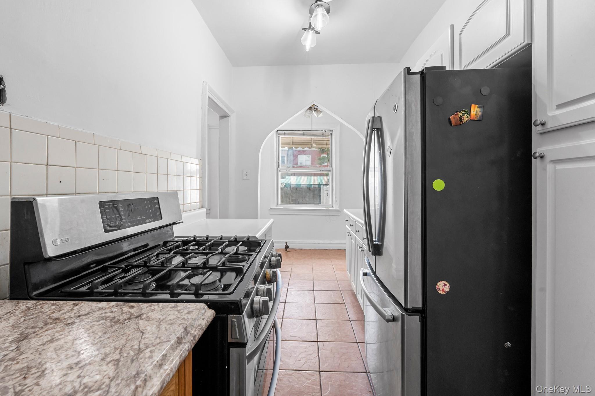 Single Family Wilson  Bronx, NY 10469, MLS-903267-6