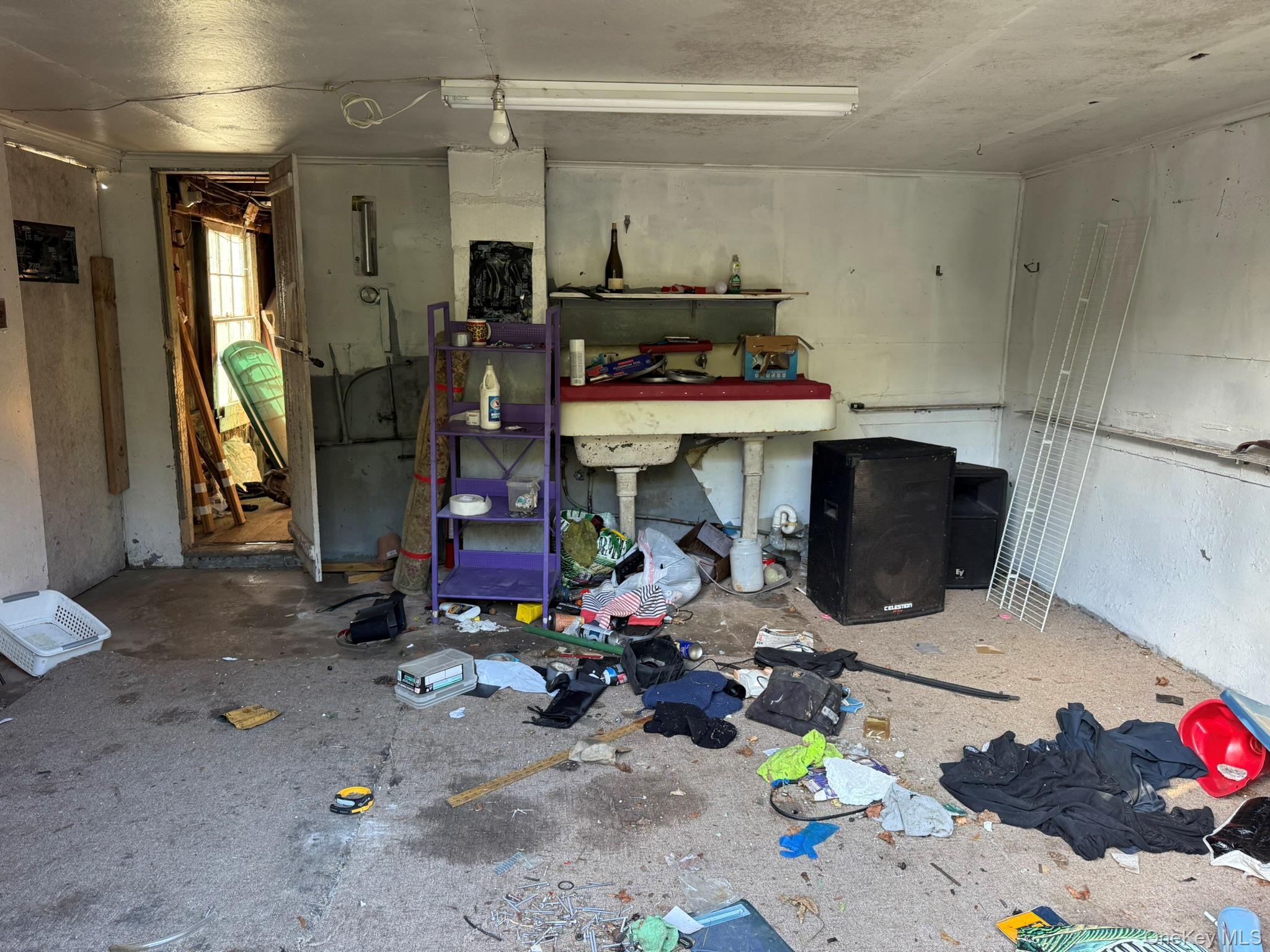 Single Family Main Suffolk County, NY 11939, MLS-903269-18