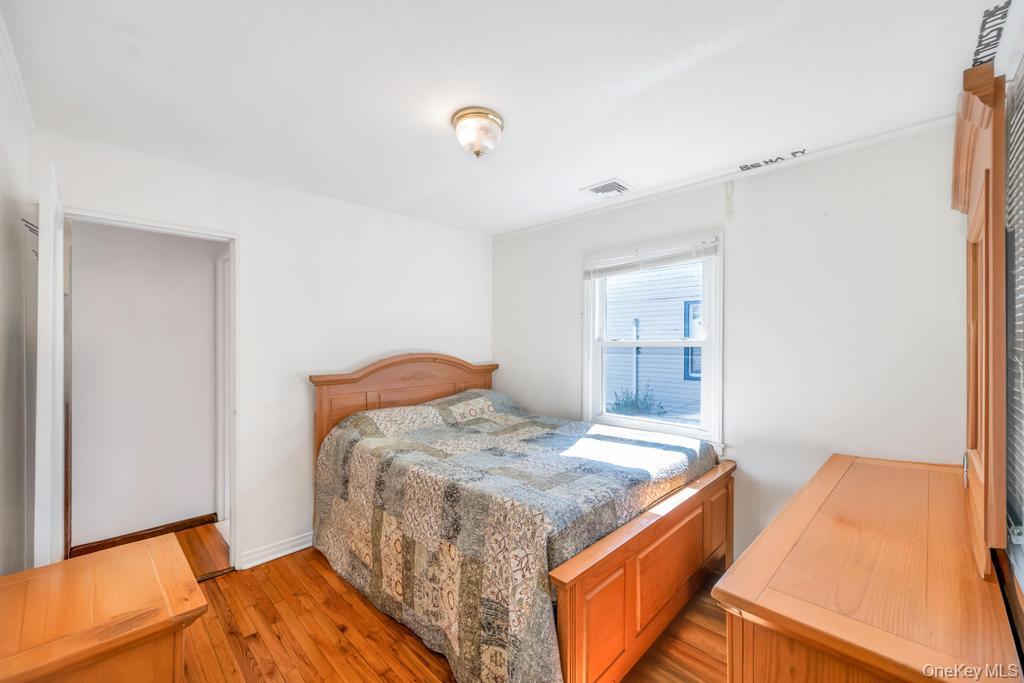 Single Family Terrace  Nassau County, NY 11801, MLS-903317-15