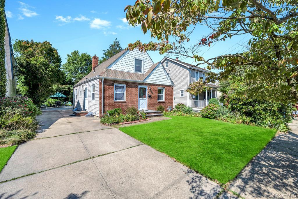 Single Family Terrace  Nassau County, NY 11801, MLS-903317-3