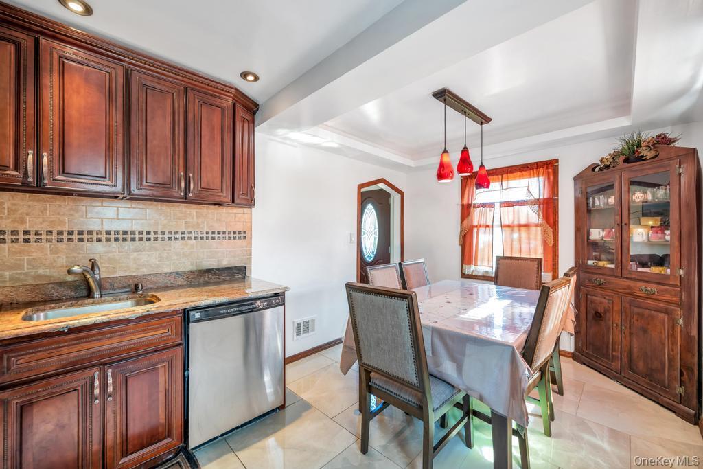 Single Family Terrace  Nassau County, NY 11801, MLS-903317-8