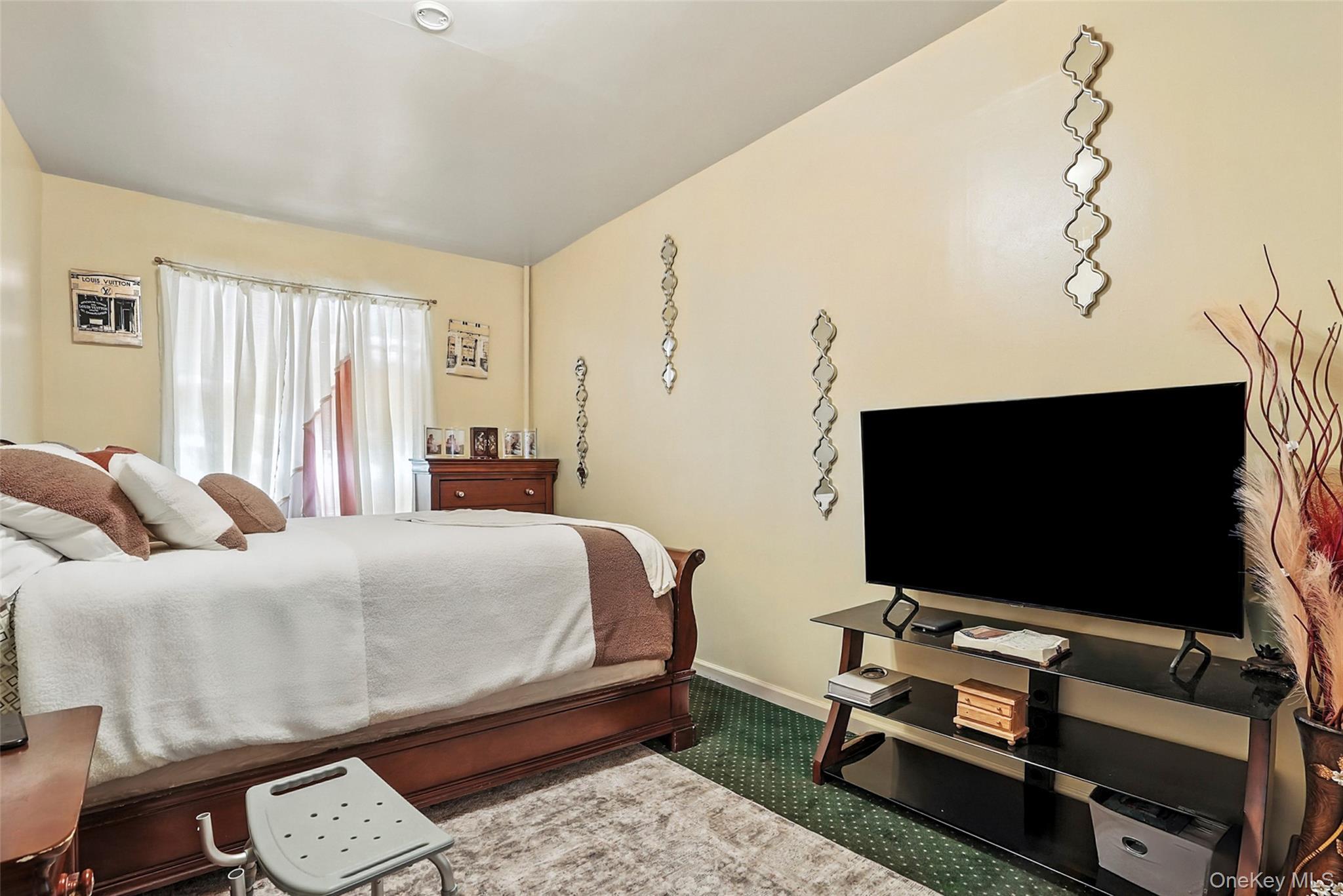 Single Family Terrace  Westchester County, NY 10552, MLS-903332-5