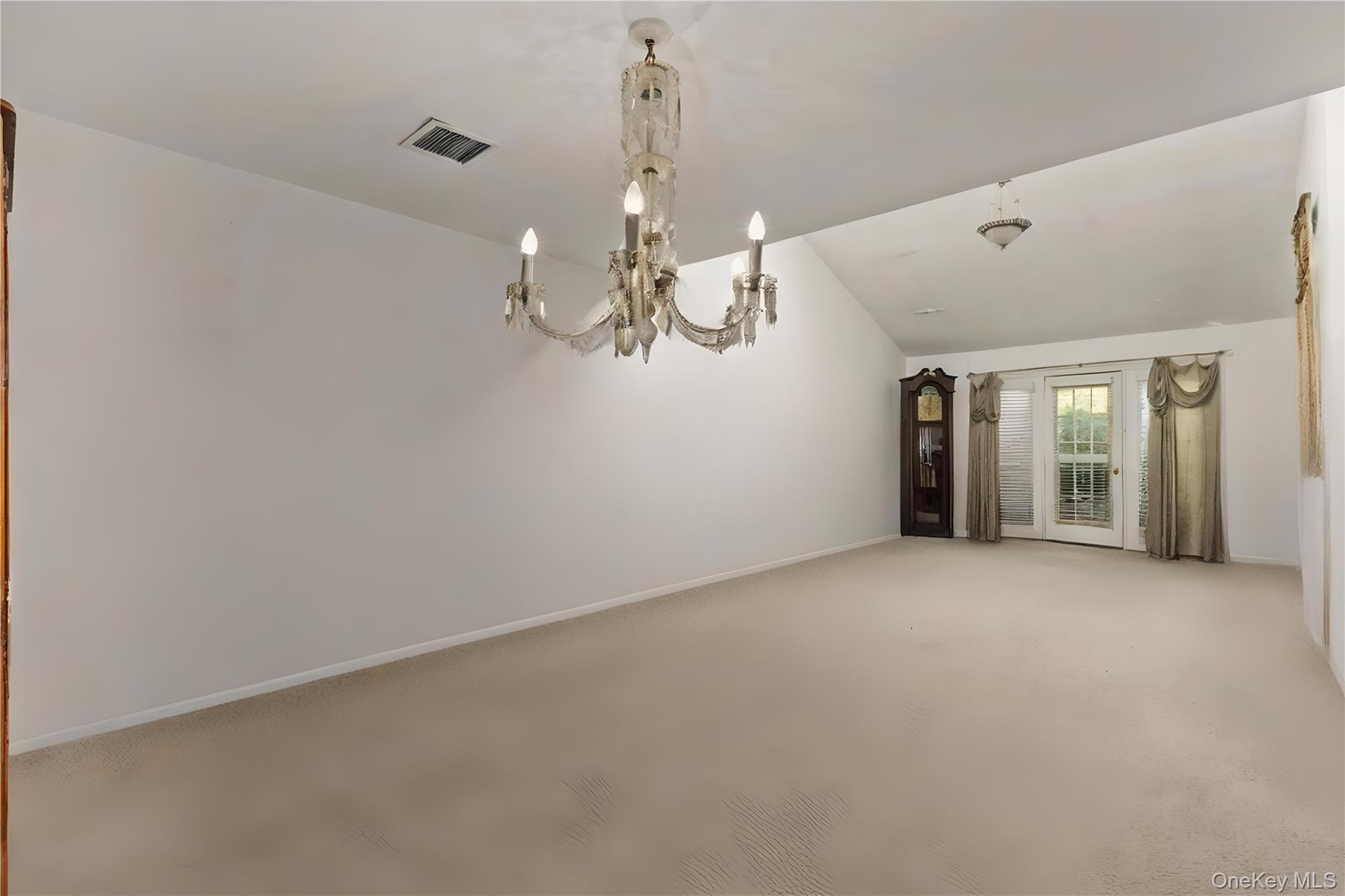 Condo Lakeside  Suffolk County, NY 11706, MLS-903413-9