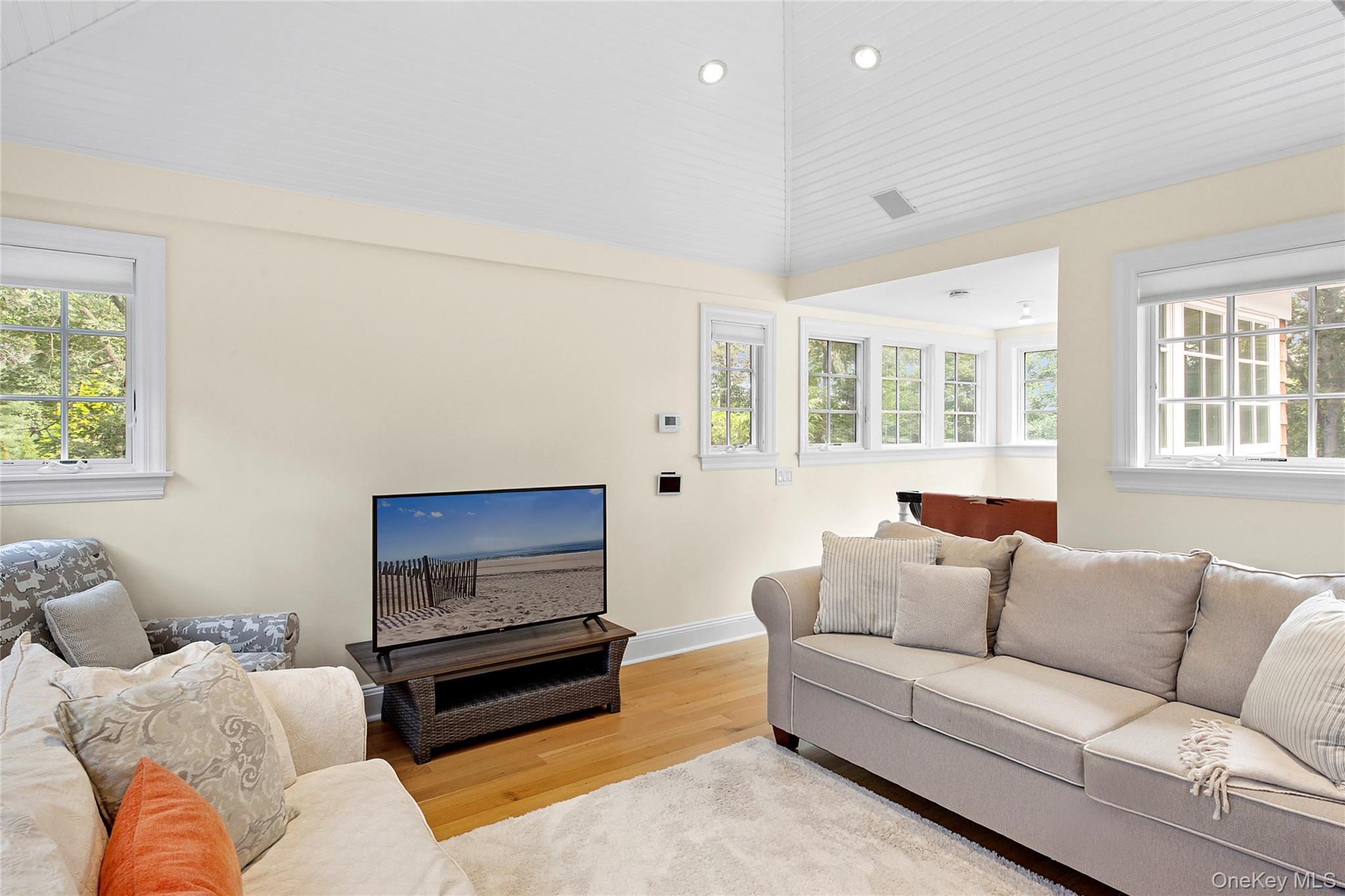 Single Family Cedar Suffolk County, NY 11960, MLS-903436-21