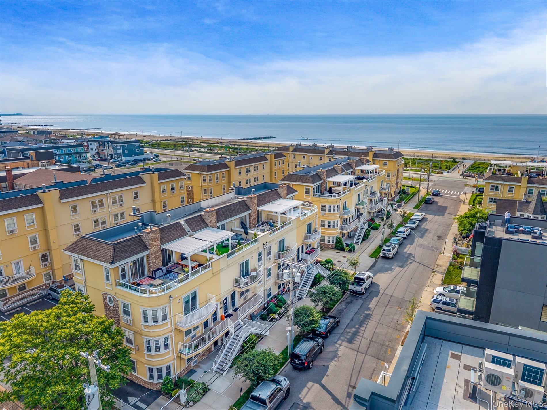Condo Shore Front  Queens, NY 11694, MLS-903456-31