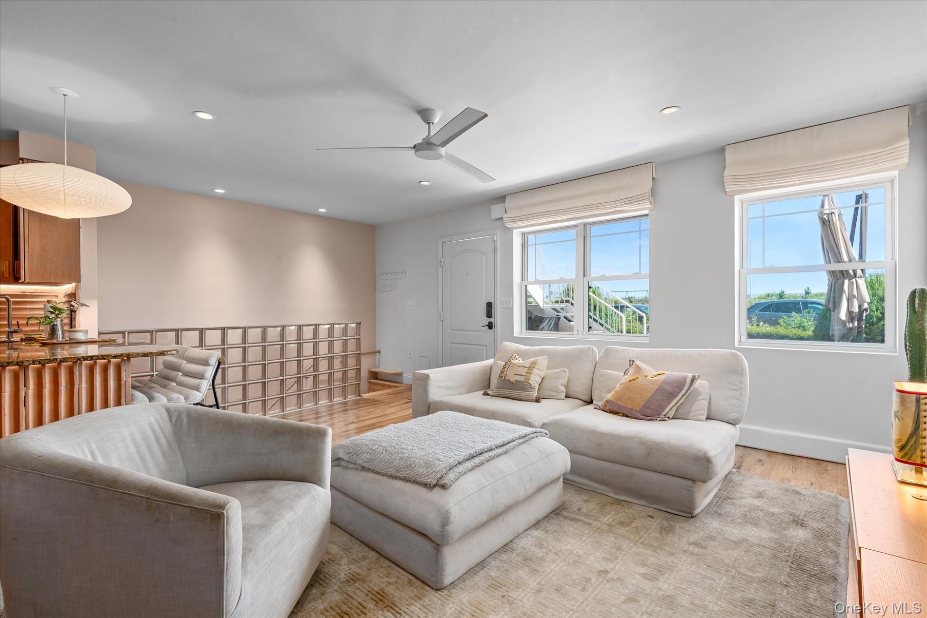 Condo Shore Front  Queens, NY 11694, MLS-903456-7