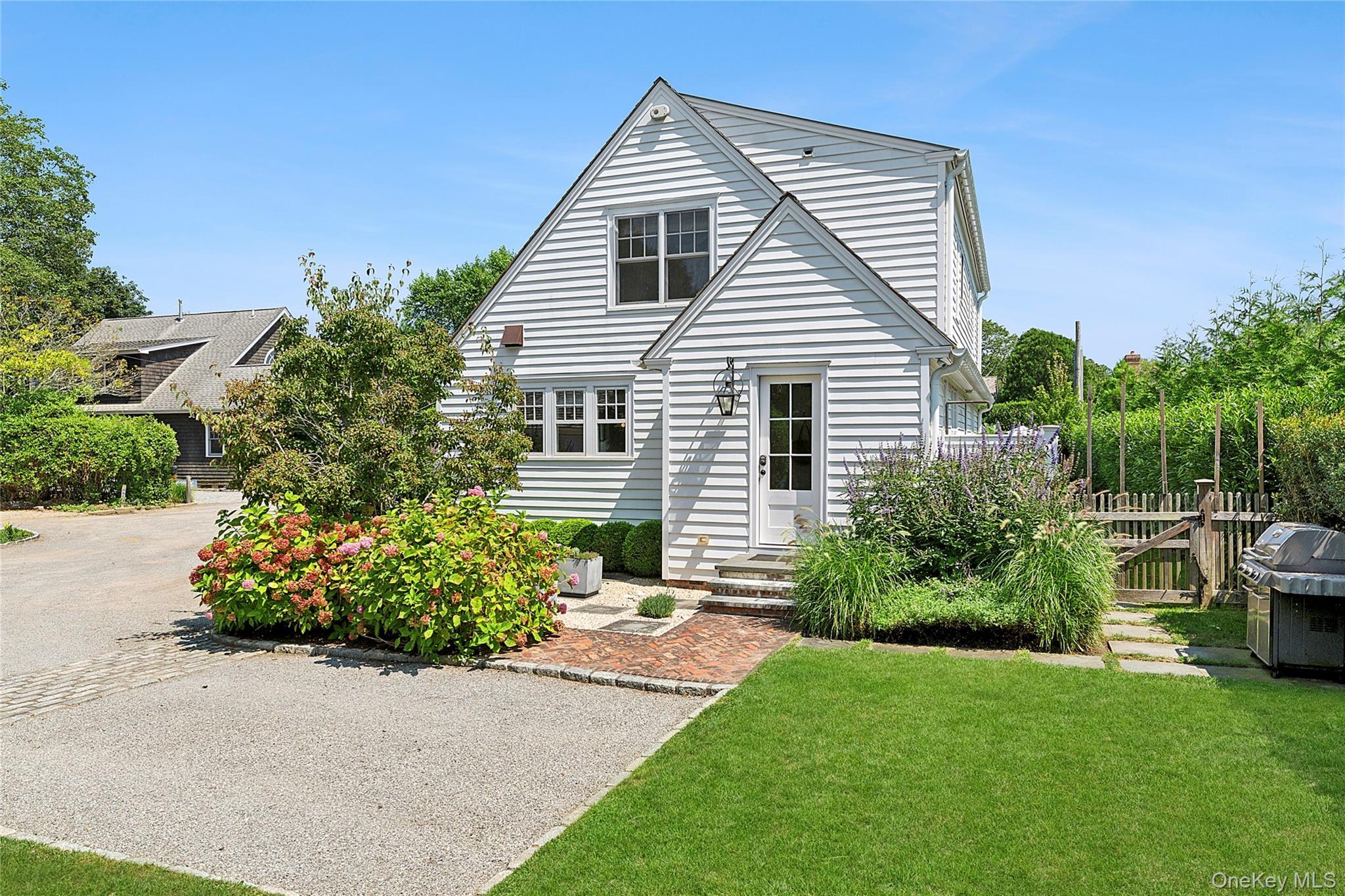 Single Family Halsey Suffolk County, NY 11968, MLS-903458-30