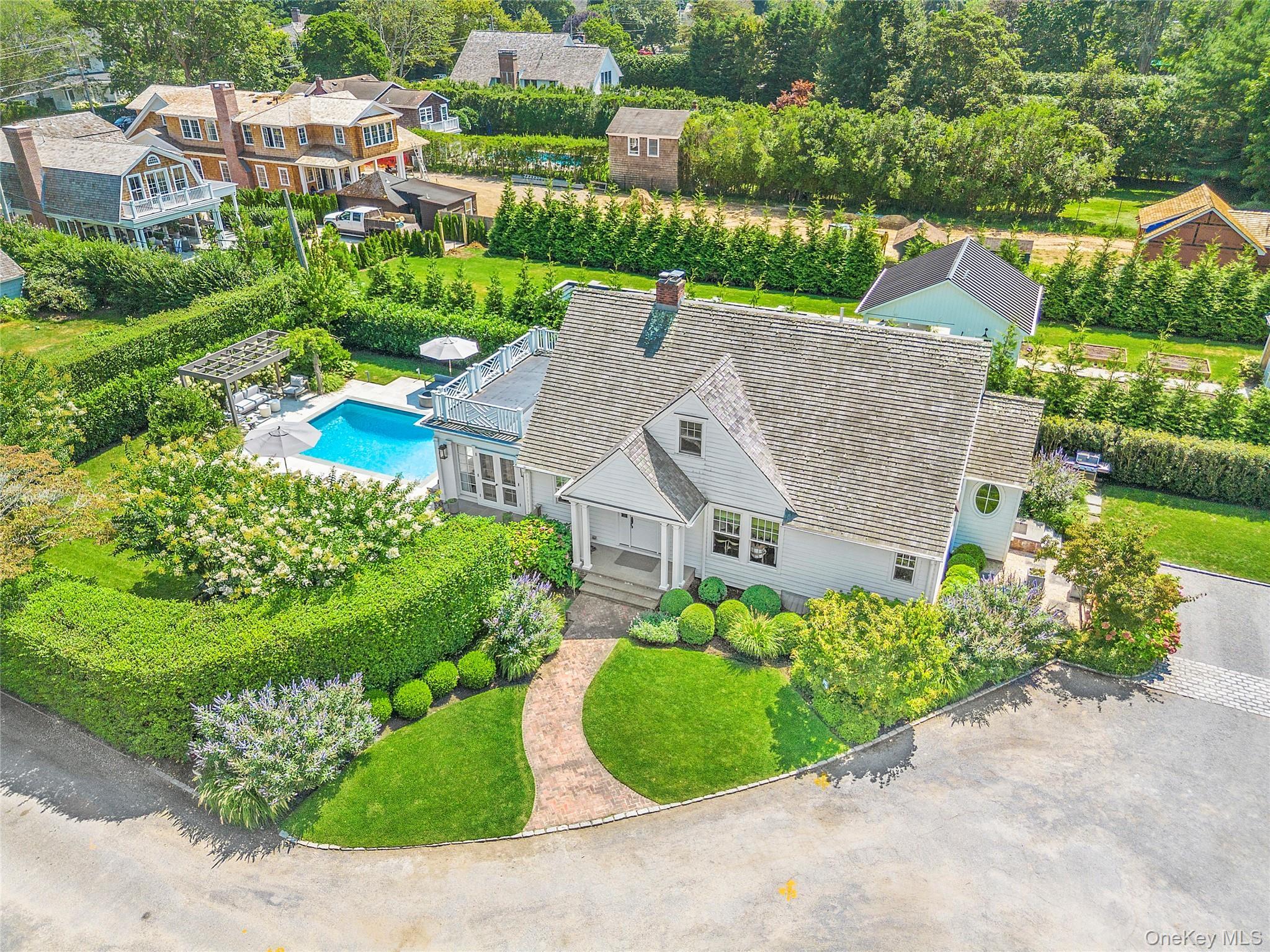 Single Family Halsey Suffolk County, NY 11968, MLS-903458-4