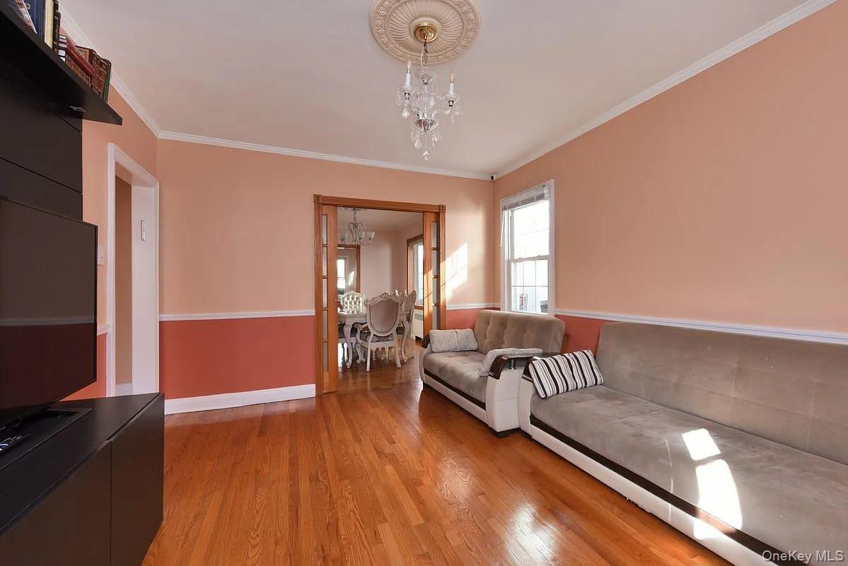 Single Family 67 Queens, NY 11375, MLS-903488-10