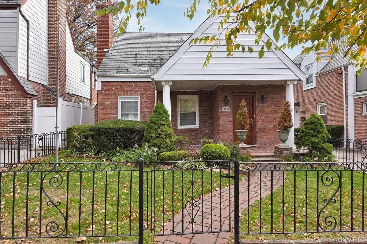 Single Family 67 Queens, NY 11375, MLS-903488-25