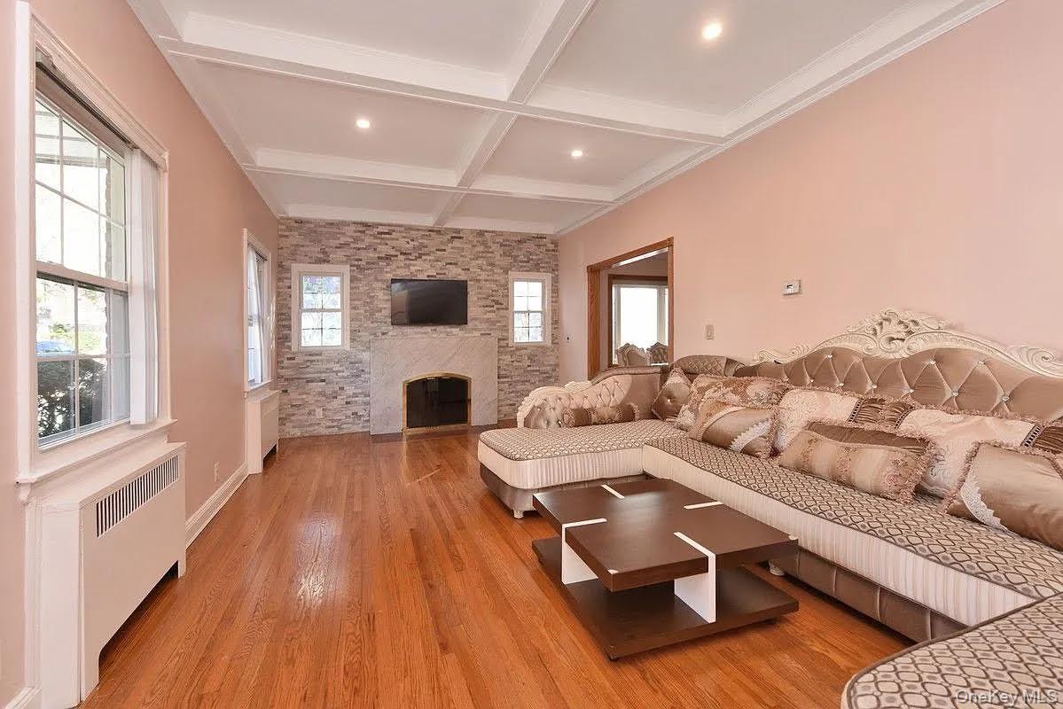 Single Family 67 Queens, NY 11375, MLS-903488-3