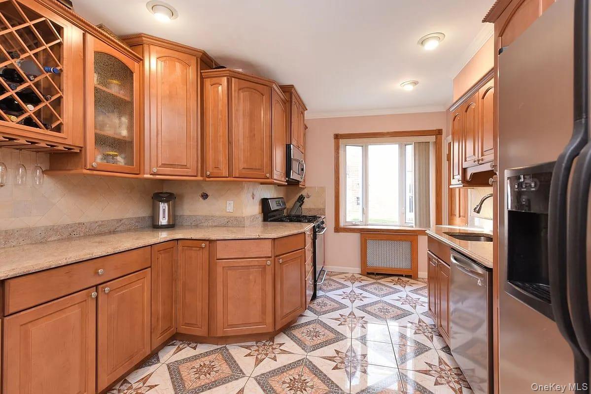 Single Family 67 Queens, NY 11375, MLS-903488-9