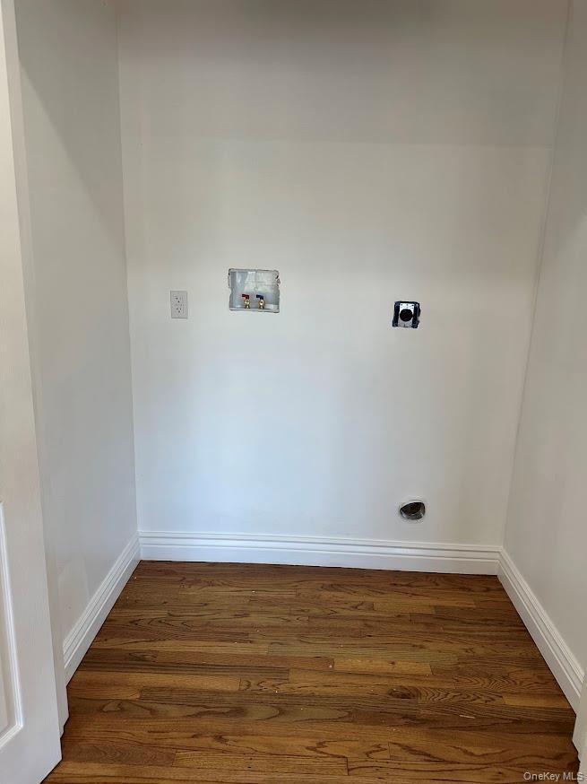 Single Family Washington Suffolk County, NY 11798, MLS-903505-13