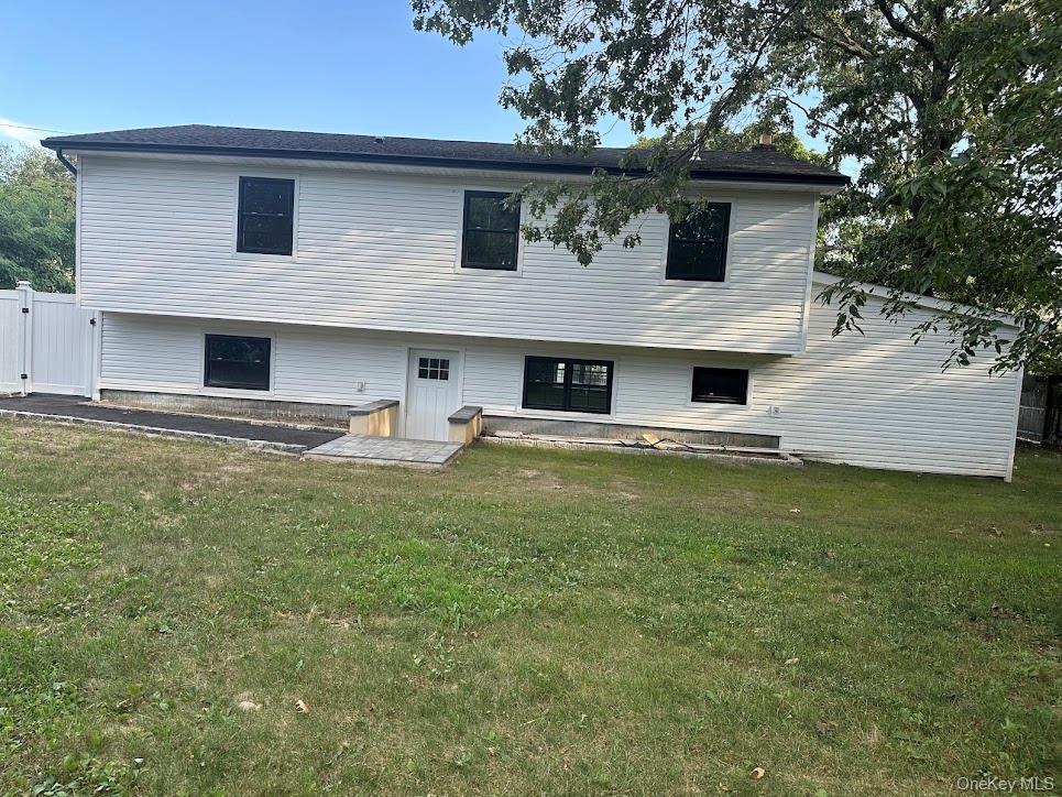 Single Family Washington Suffolk County, NY 11798, MLS-903505-2