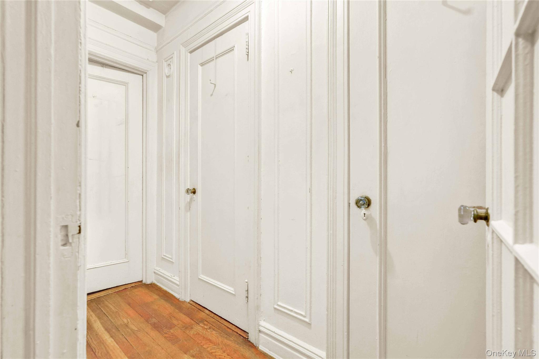 Coop Riverside Manhattan, NY 10025, MLS-903511-11