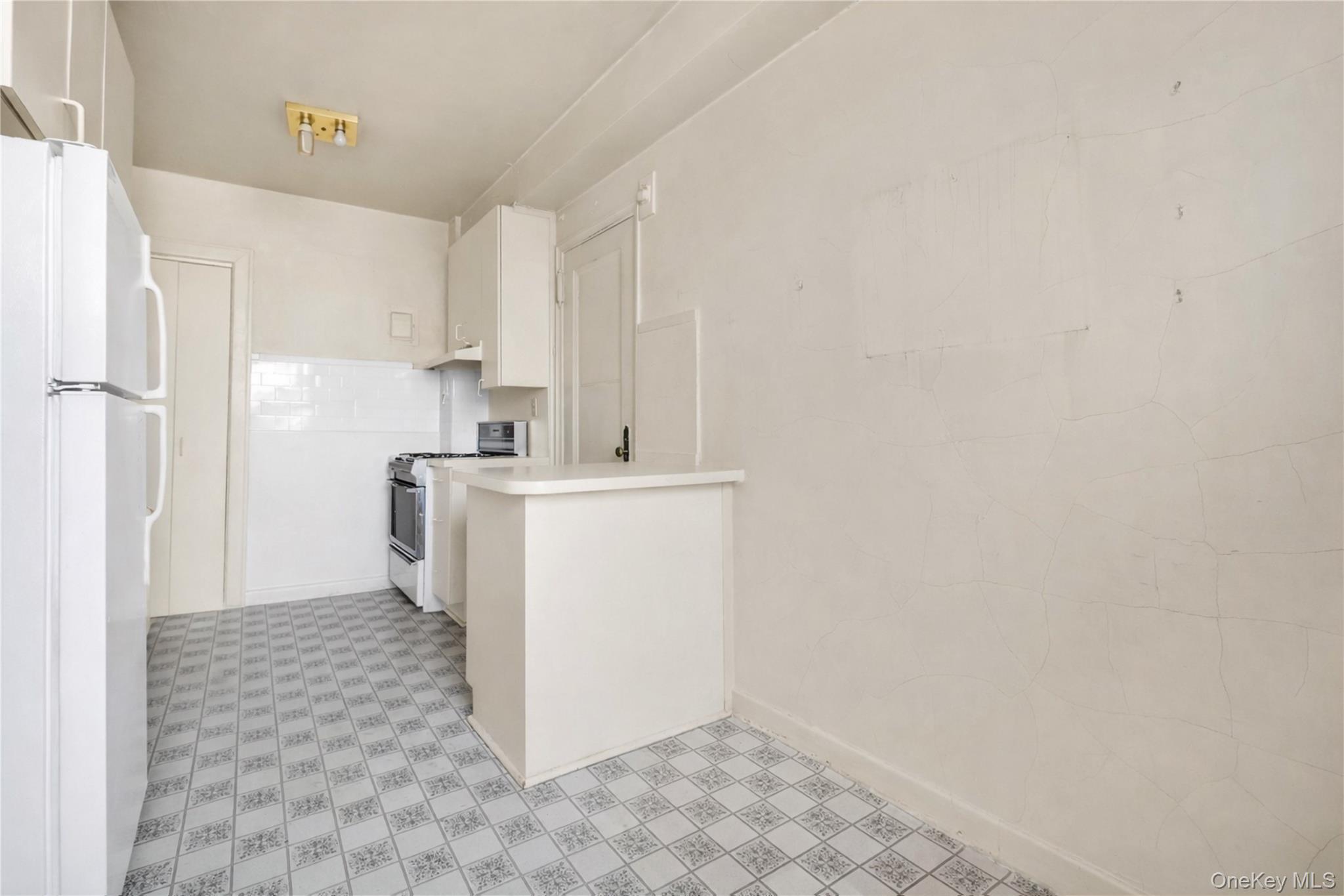 Coop Riverside Manhattan, NY 10025, MLS-903511-6