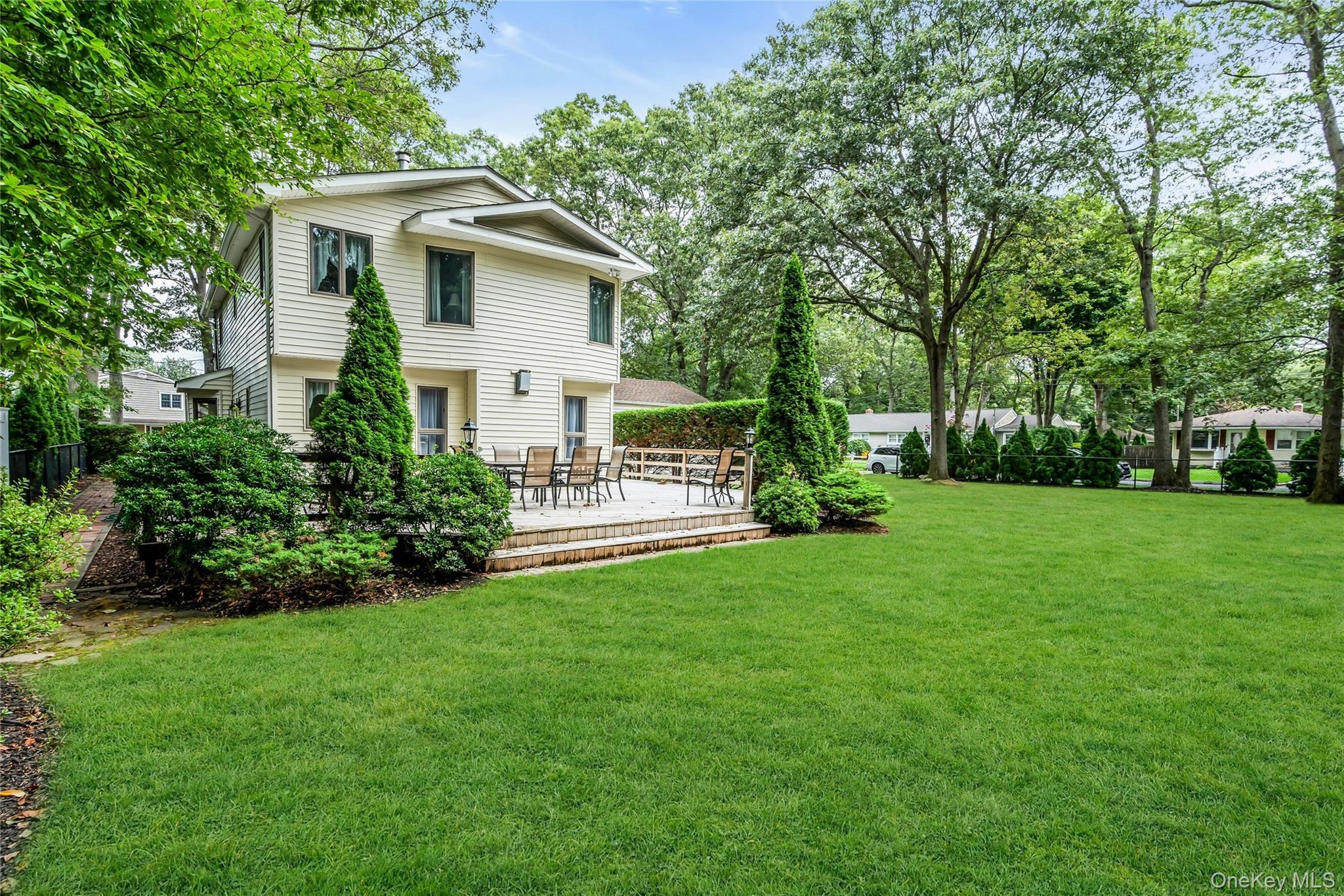 Single Family Rhoda Suffolk County, NY 11787, MLS-903535-29