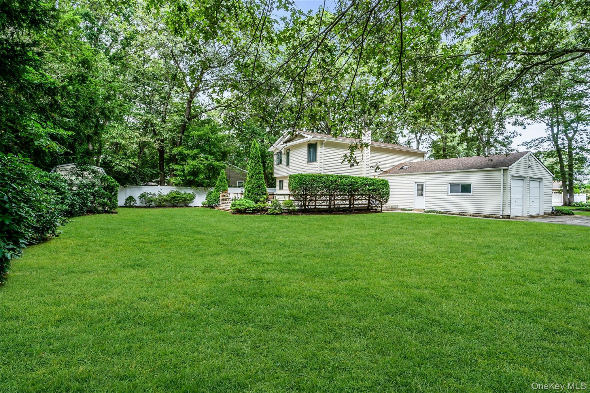 Single Family Rhoda Suffolk County, NY 11787, MLS-903535-30