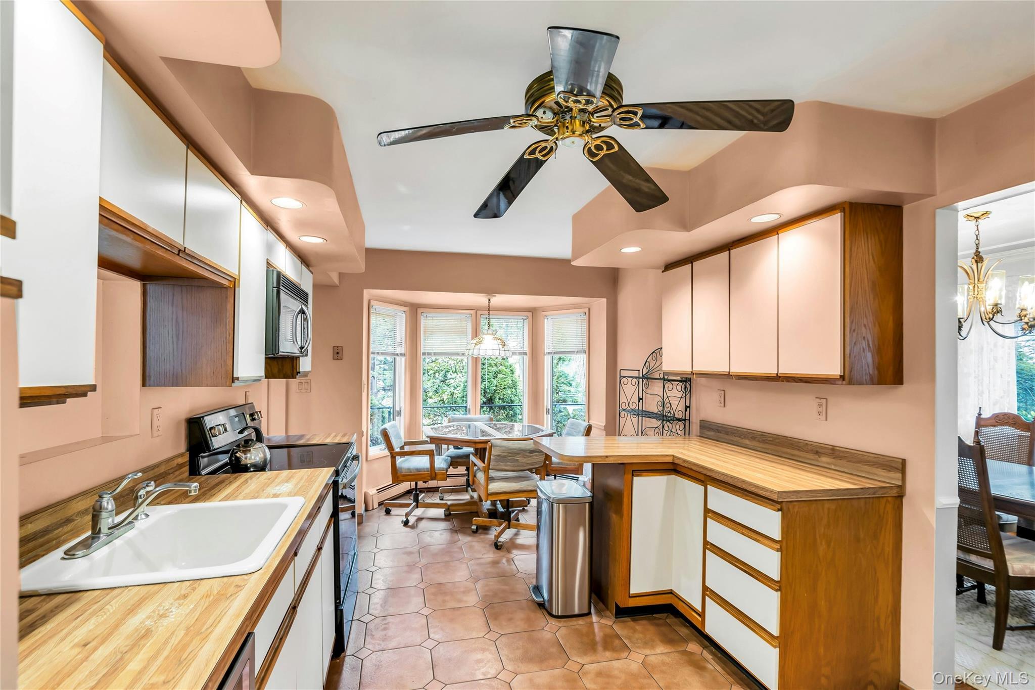 Single Family Rhoda Suffolk County, NY 11787, MLS-903535-9