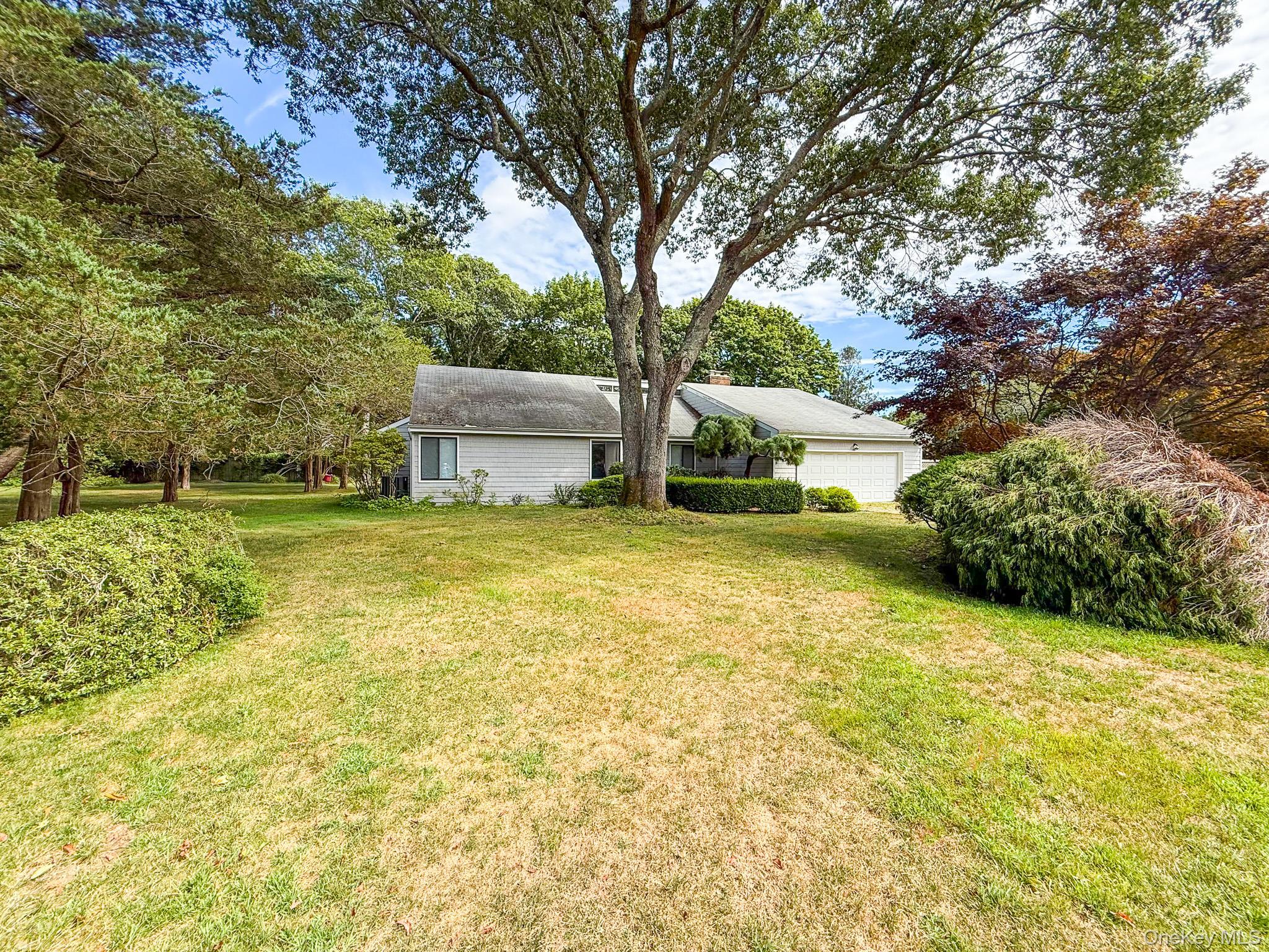 Single Family Wintergreen Suffolk County, NY 11977, MLS-903536-5