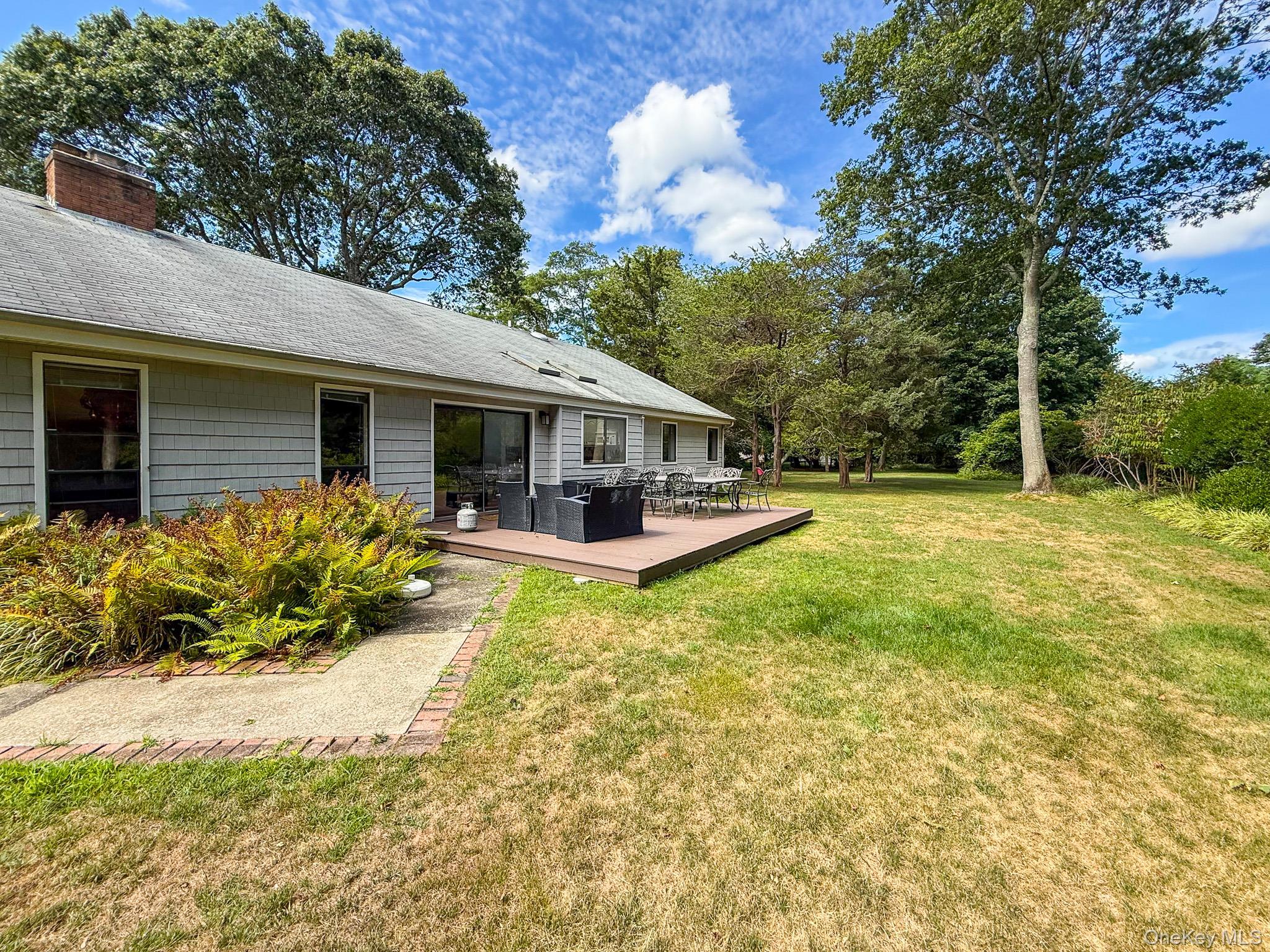 Single Family Wintergreen Suffolk County, NY 11977, MLS-903536-9