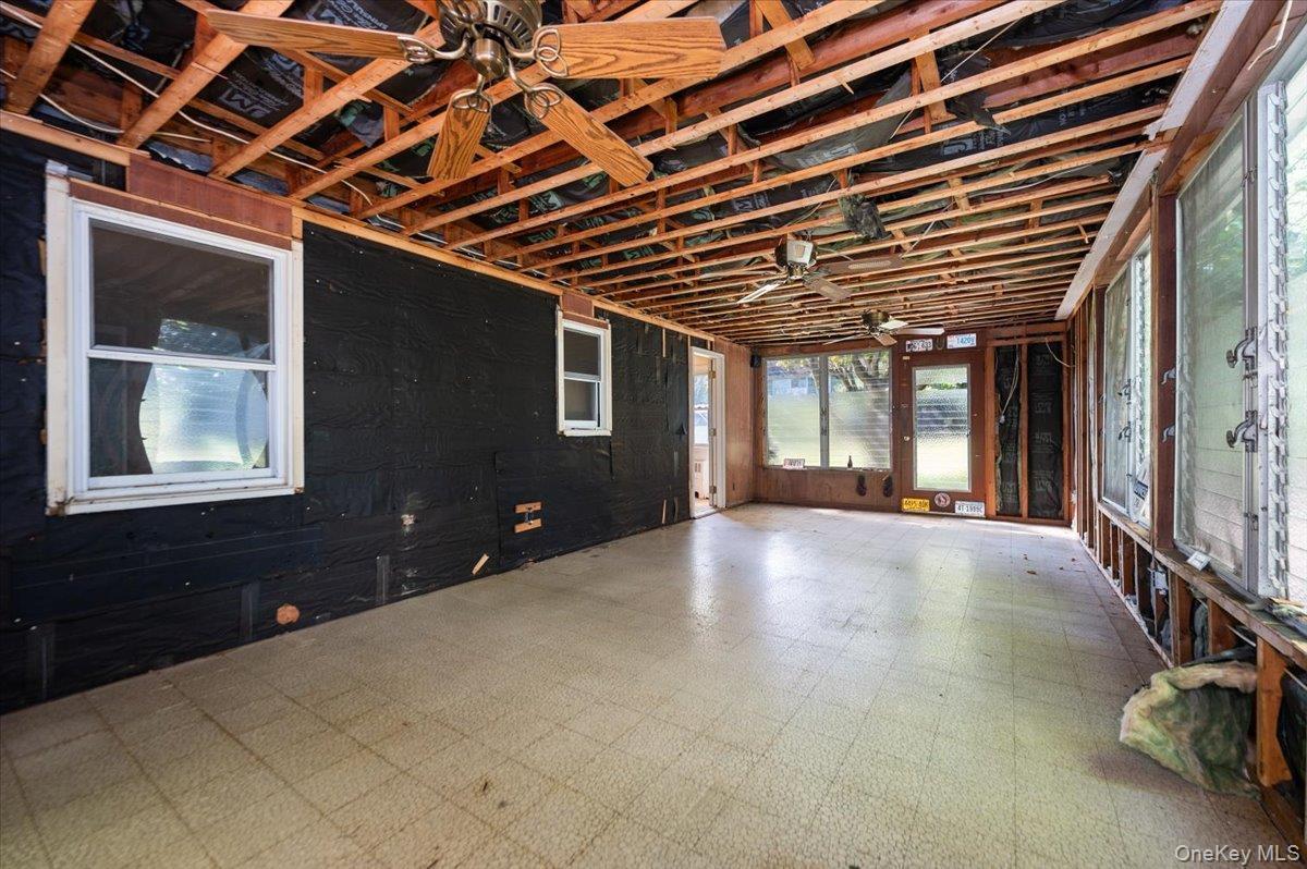 Single Family Hampton Westchester County, NY 10607, MLS-903550-12