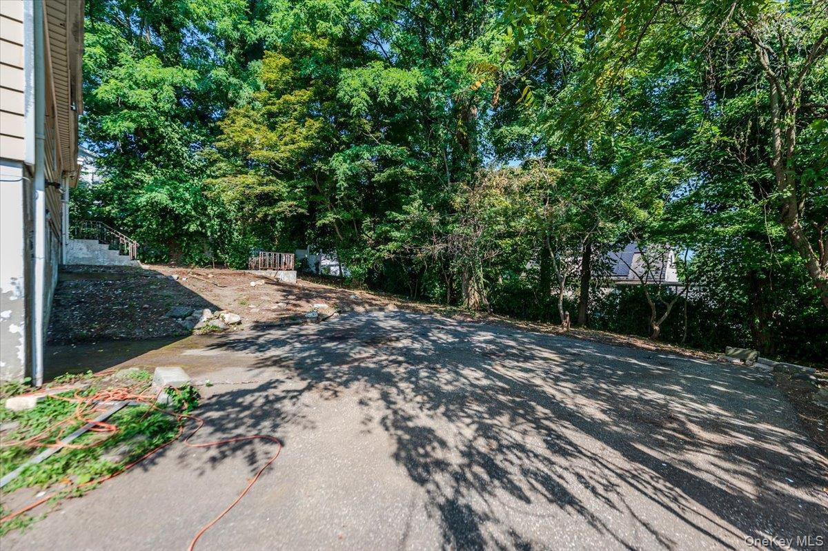 Single Family Hampton Westchester County, NY 10607, MLS-903550-27