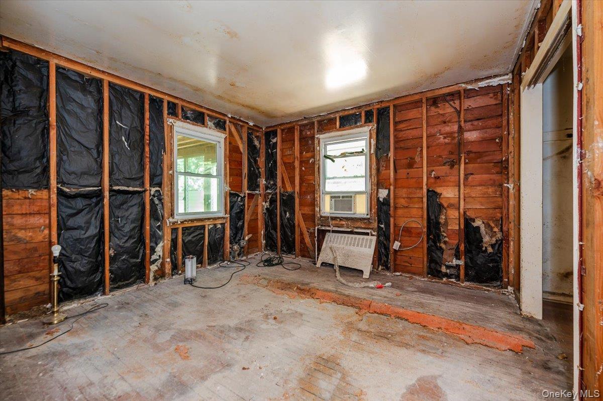 Single Family Hampton Westchester County, NY 10607, MLS-903550-8