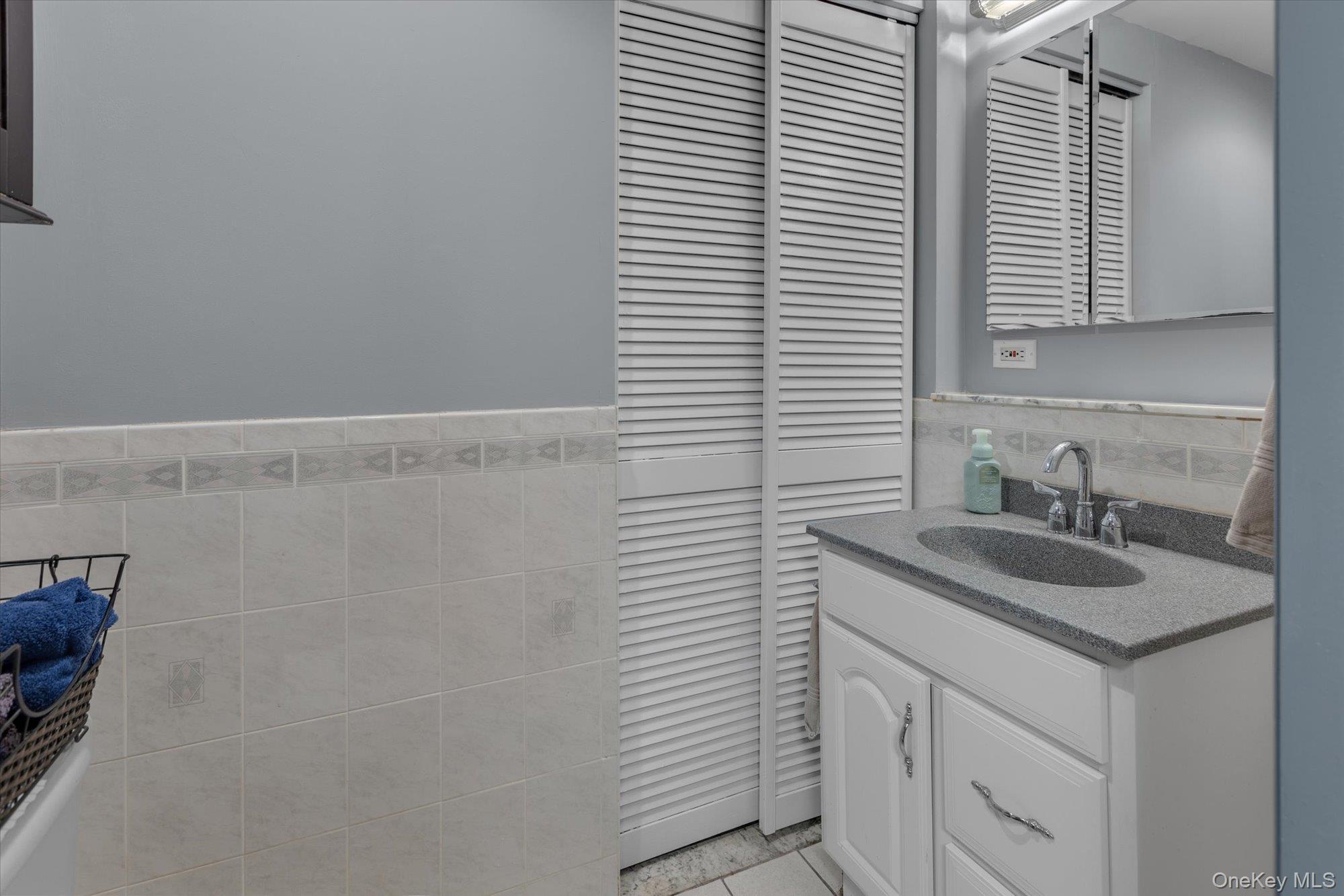 Single Family Patchogue Yaphank Suffolk County, NY 11980, MLS-903566-16