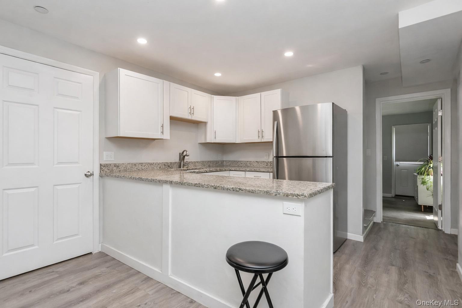 Single Family Main  Dutchess County, NY 12590, MLS-903586-21