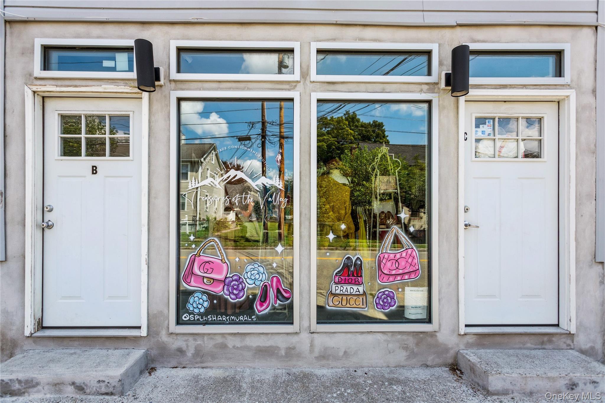 Single Family Main  Dutchess County, NY 12590, MLS-903586-24