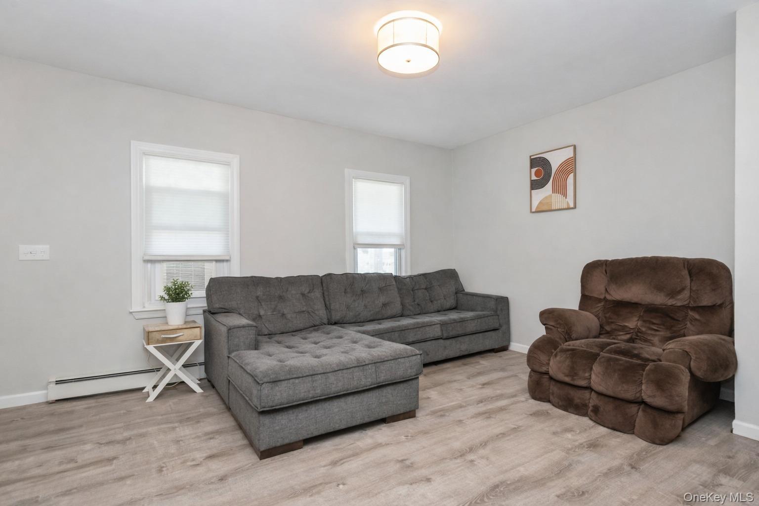 Single Family Main  Dutchess County, NY 12590, MLS-903586-7