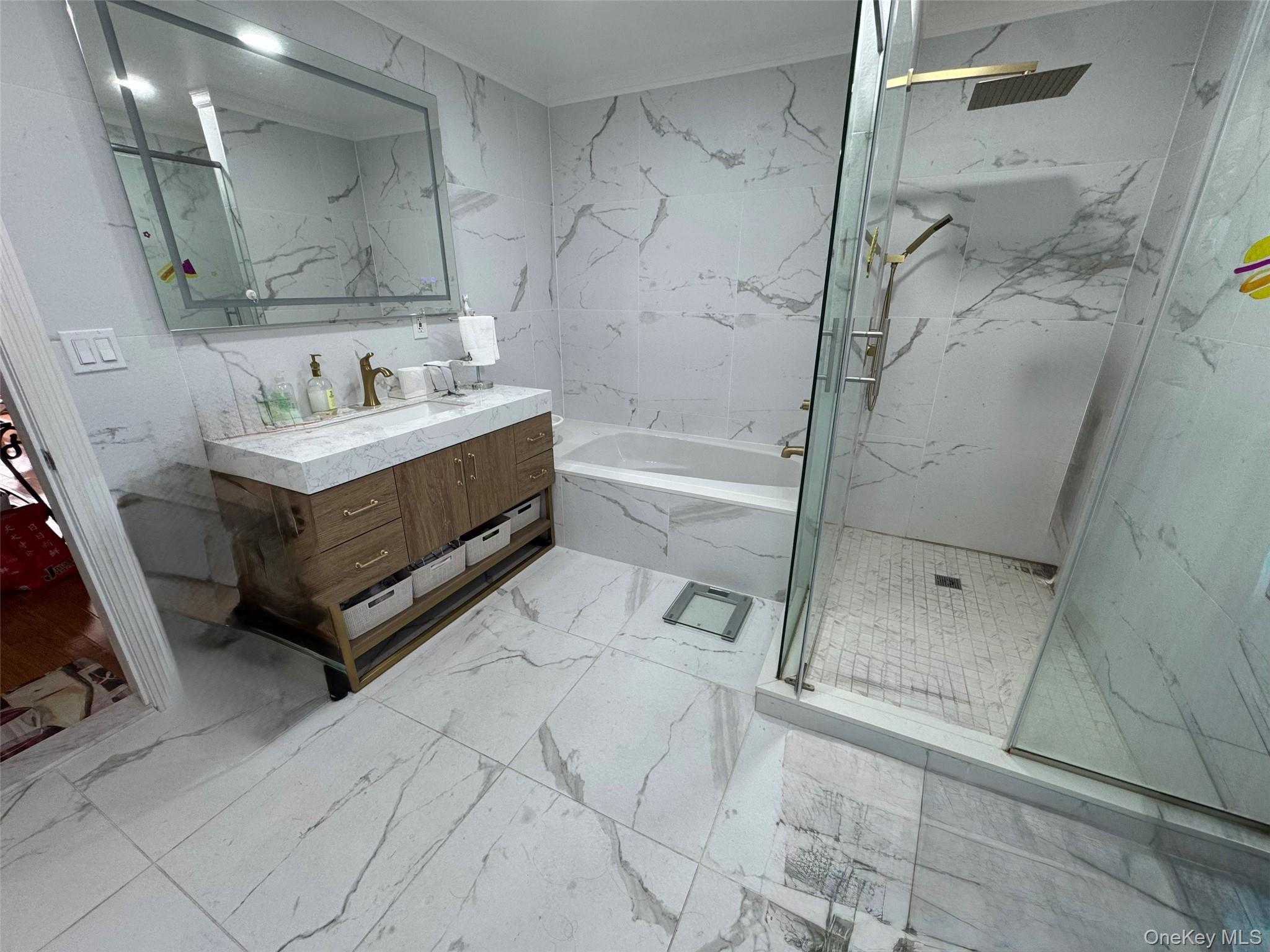 Single Family 7th  Nassau County, NY 11040, MLS-903591-10